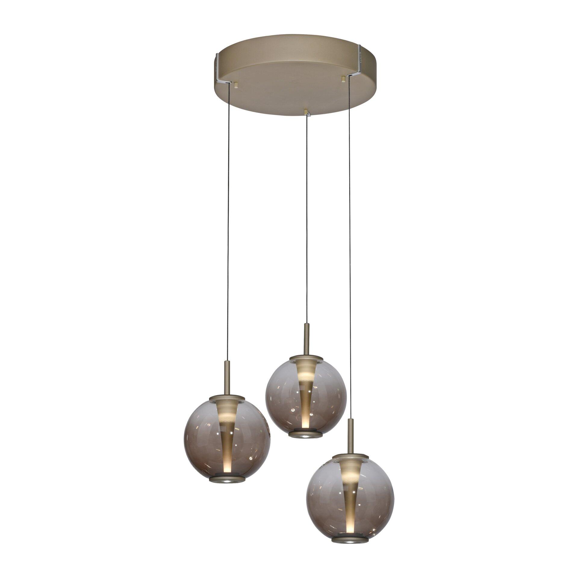 Pendelleuchte Pure E-Infinity mit drei Kugellampen in grau-violett und filigranen Aufhängungen, dargestellt an einer Wand, mit Fokus auf die kugelförmigen Leuchtelemente und dem anthrazitfarbenen Aufhängeelement.