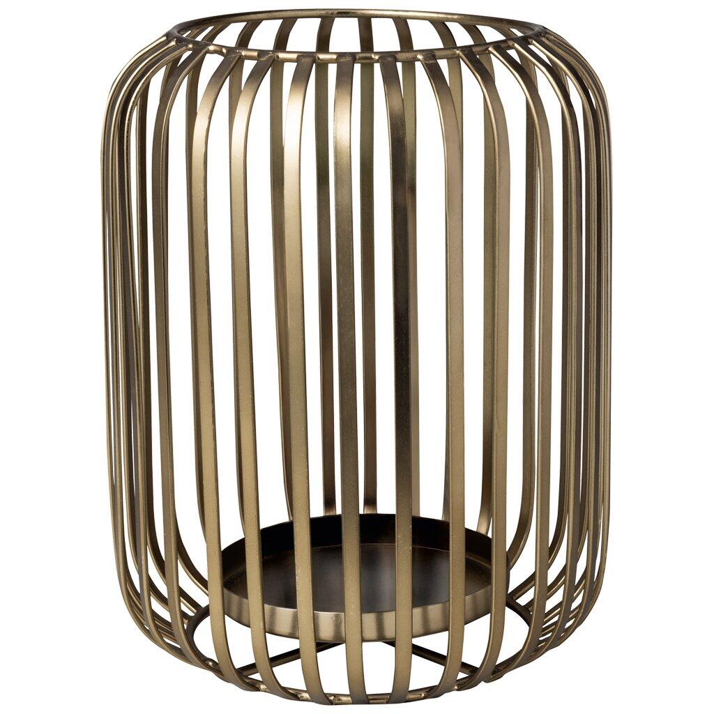 Windlicht Christmas Chic von Villeroy & Boch: Frontalansicht des goldenen, zylindrischen Kerzenhalters aus vertikalen Metallstreben mit Podest für eine Kerze.
