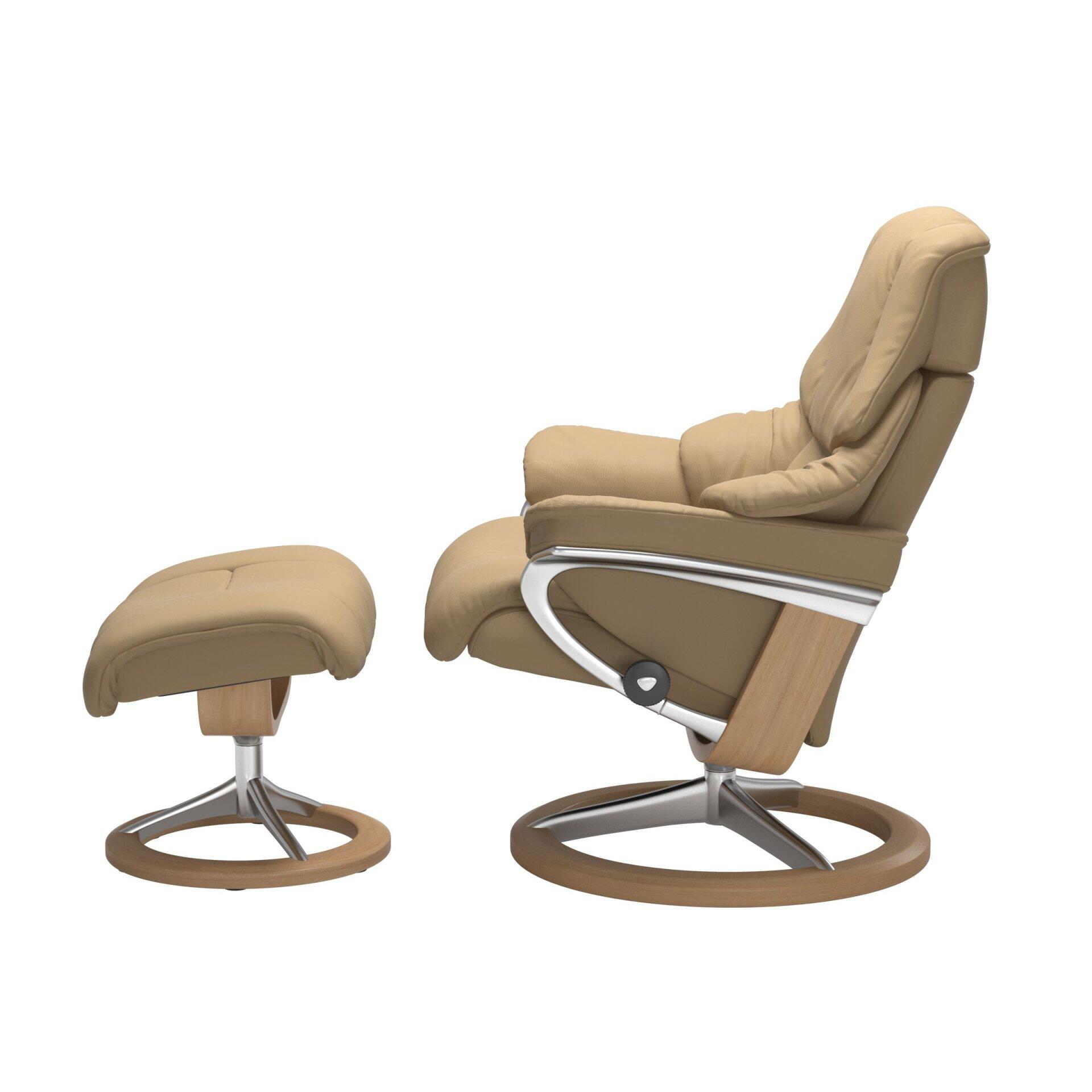 Relaxsessel Reno mit drehbarer Basis und integriertem Fußhocker in seitlicher Ansicht.