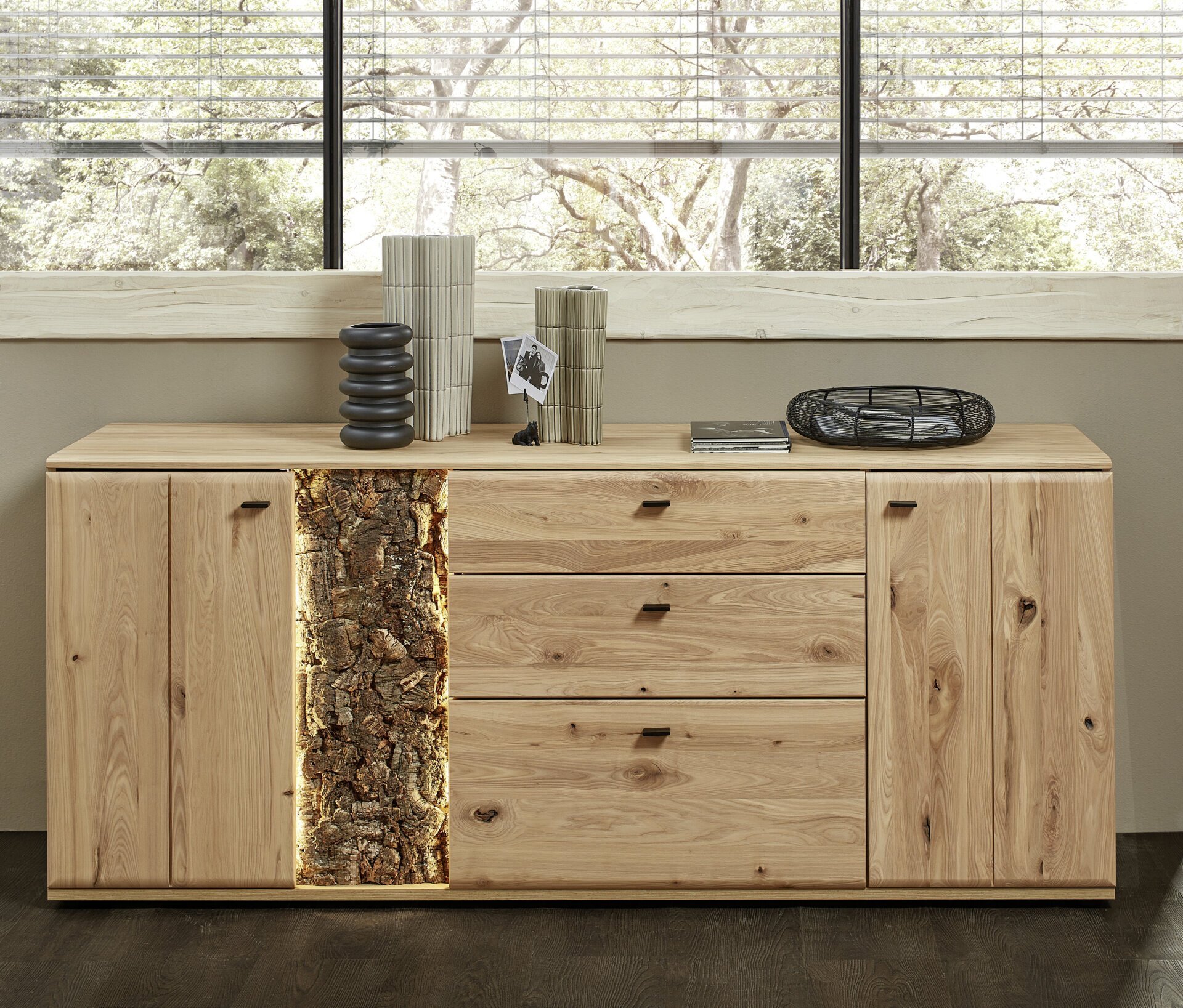 Highboard, Rödemis