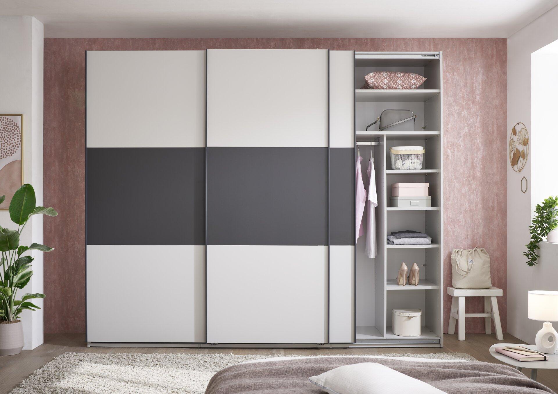 Schwebetürenschrank, Metrino