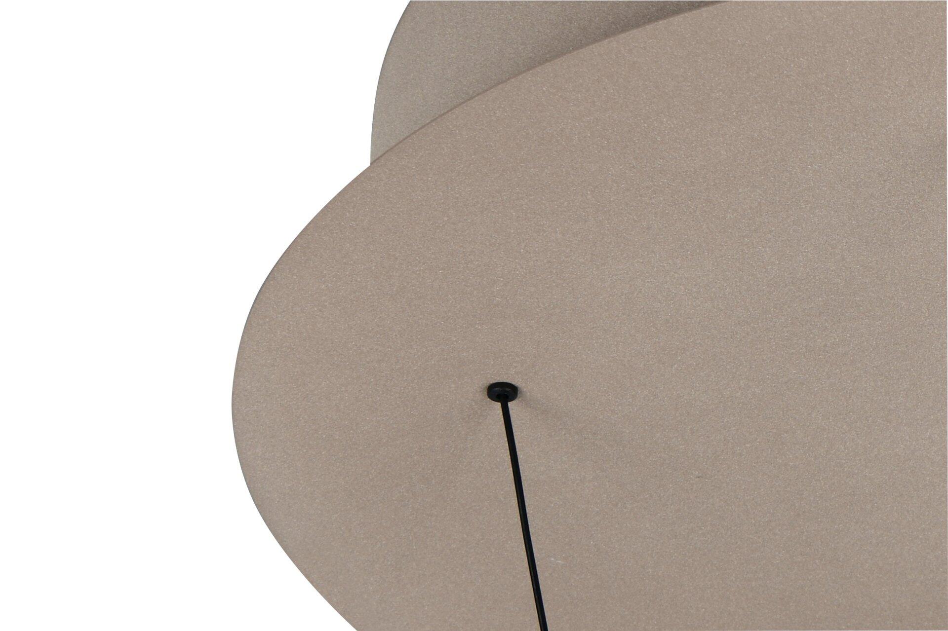 Detailaufnahme der organisch geformten Oberfläche der Pendelleuchte Bedford mit vertikal angebrachtem Kabel, das auf eine flexible oder verstellbare Funktion hindeutet.