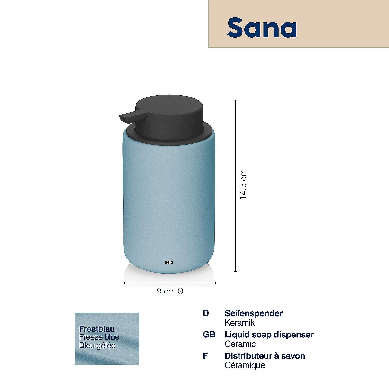 Seifenspender Sana: Zylindrische Form mit matter, eisblauer Oberfläche und abgerundetem Deckel, mit Kela-Logo versehen.