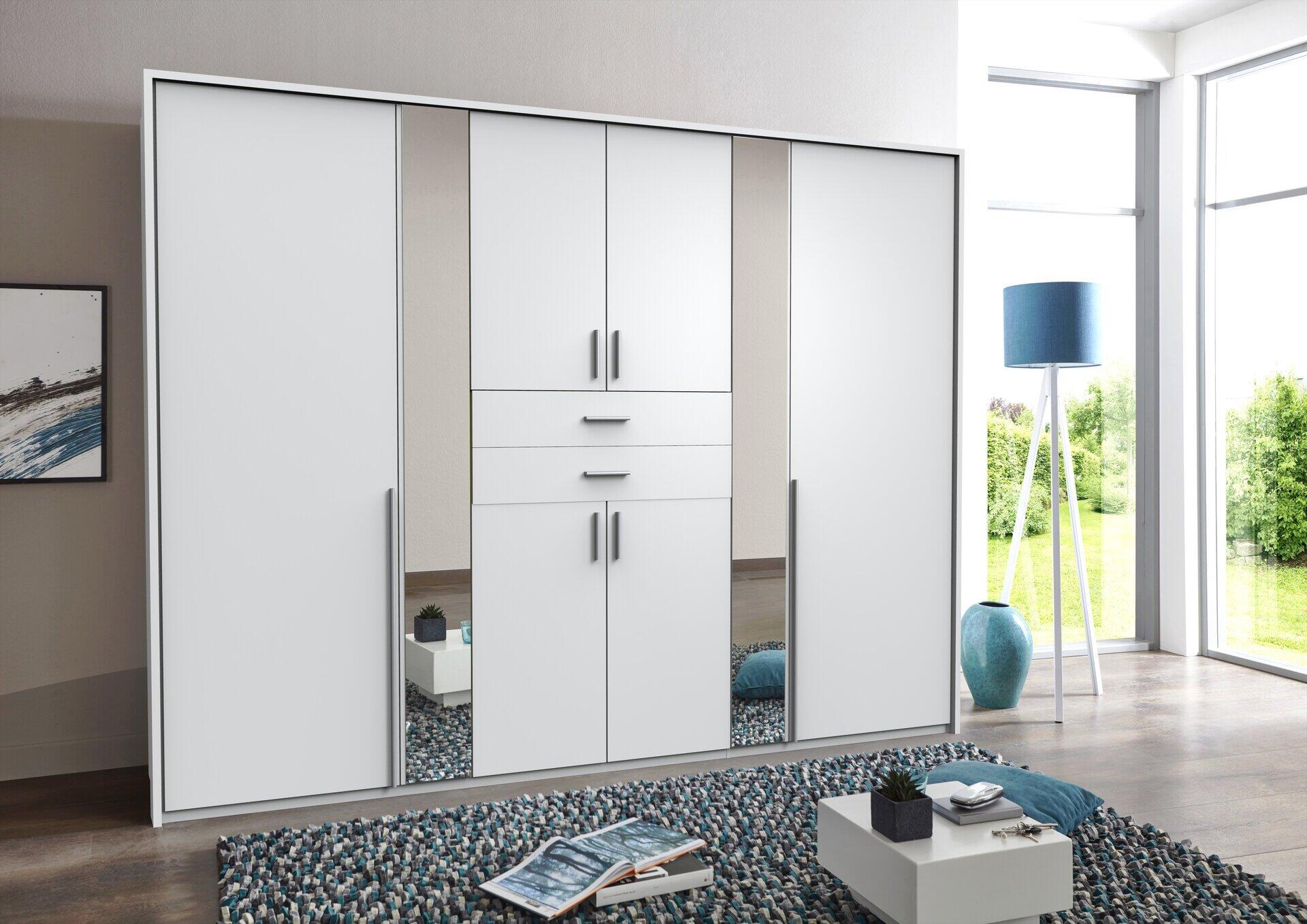 Kleiderschrank, Vanea