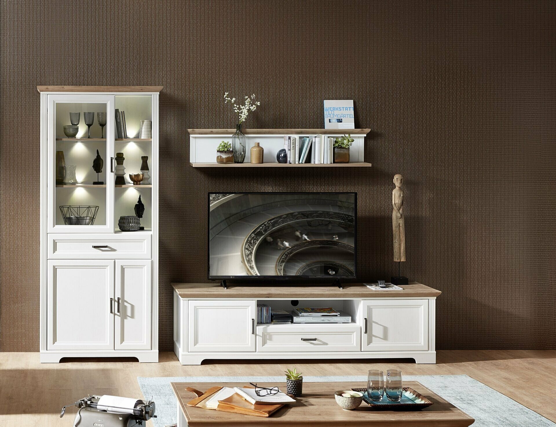 TV-/Wohnlösung, Jasmin