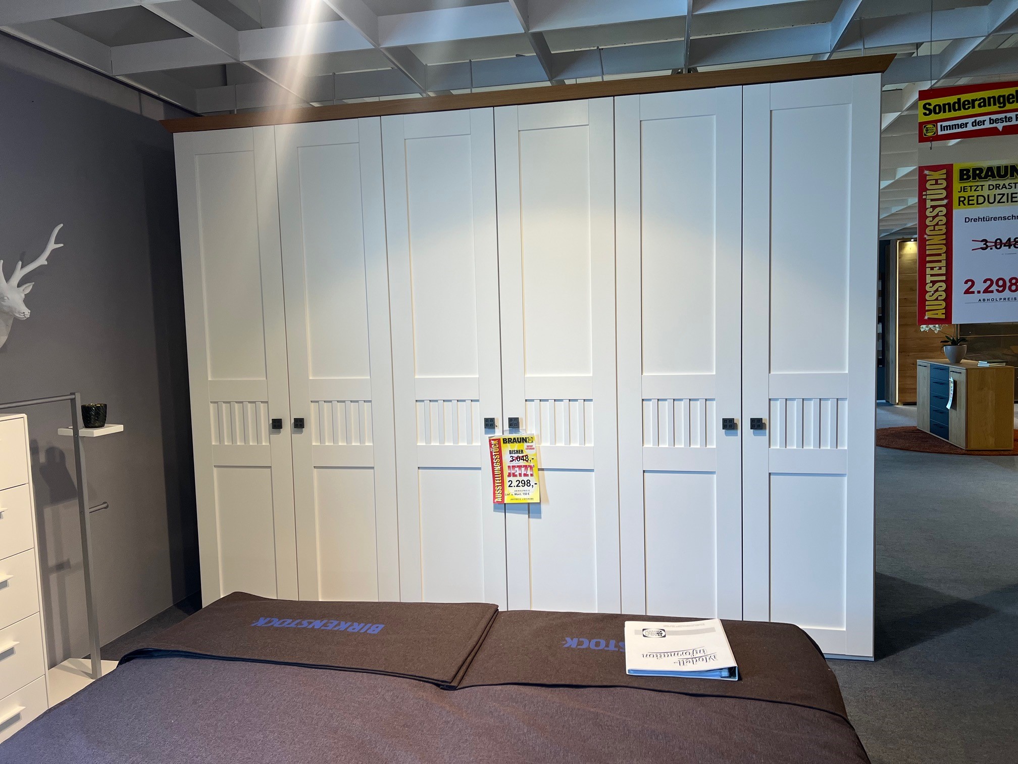 Kleiderschrank