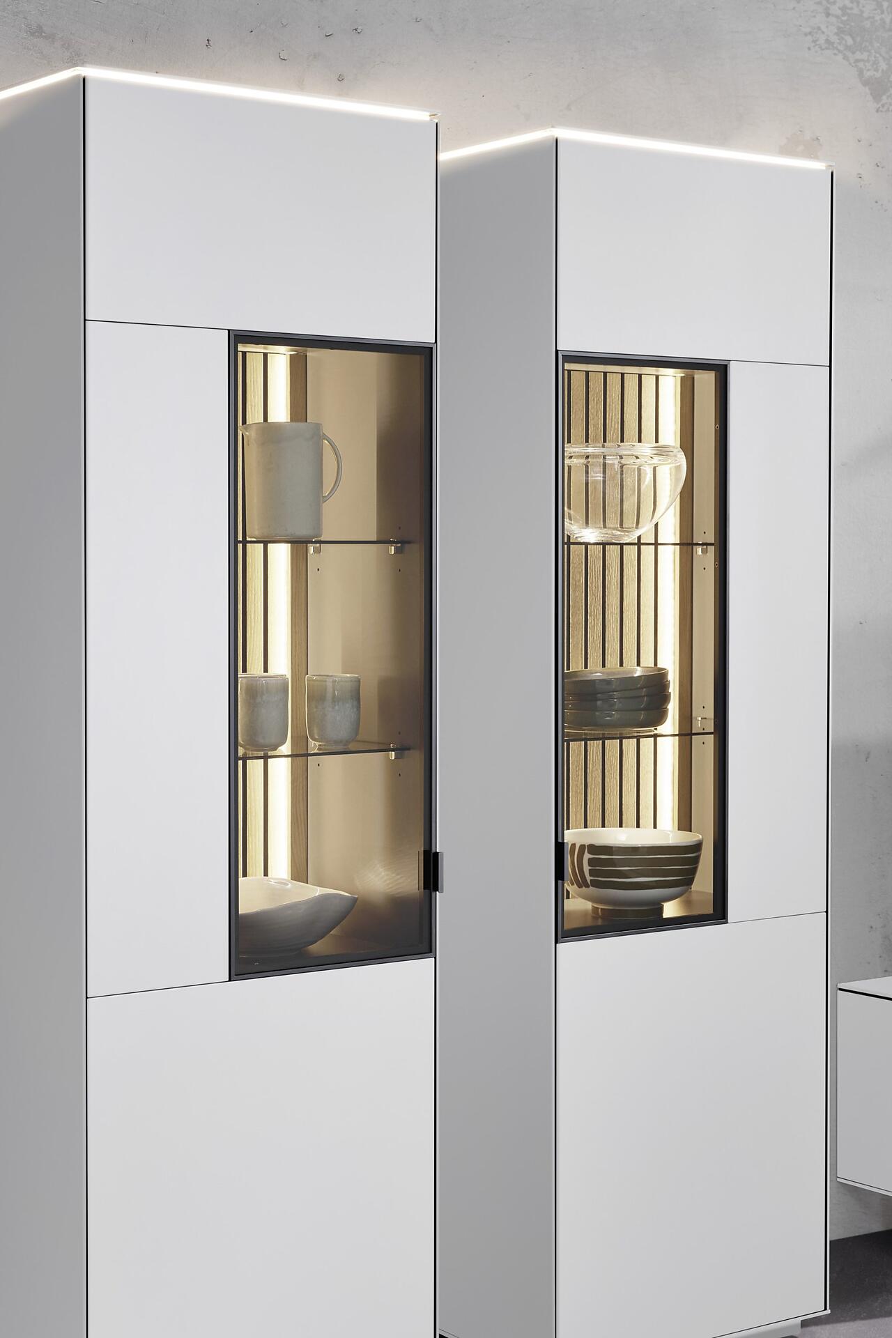 Vitrine, Riani