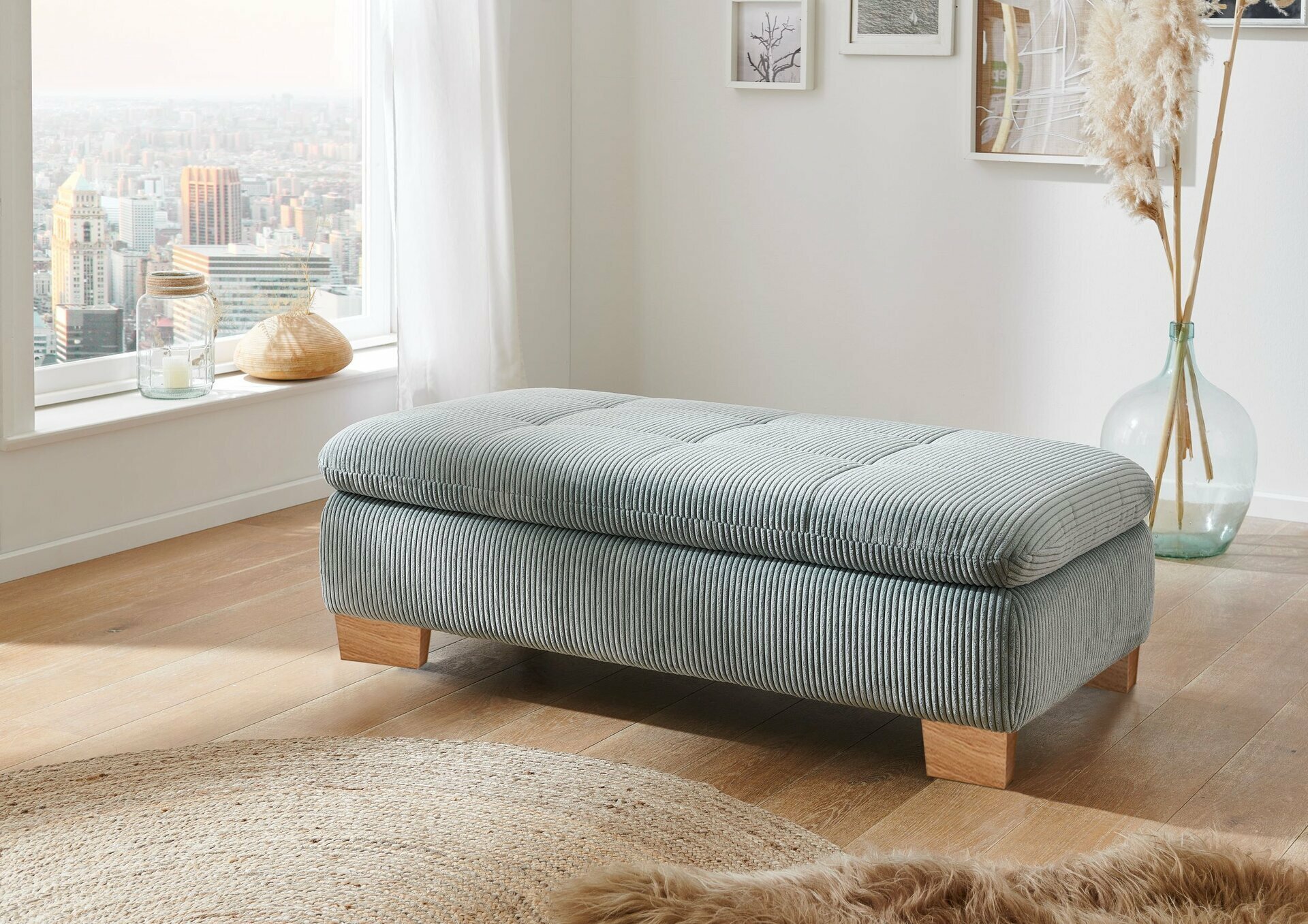 Hocker, Luca