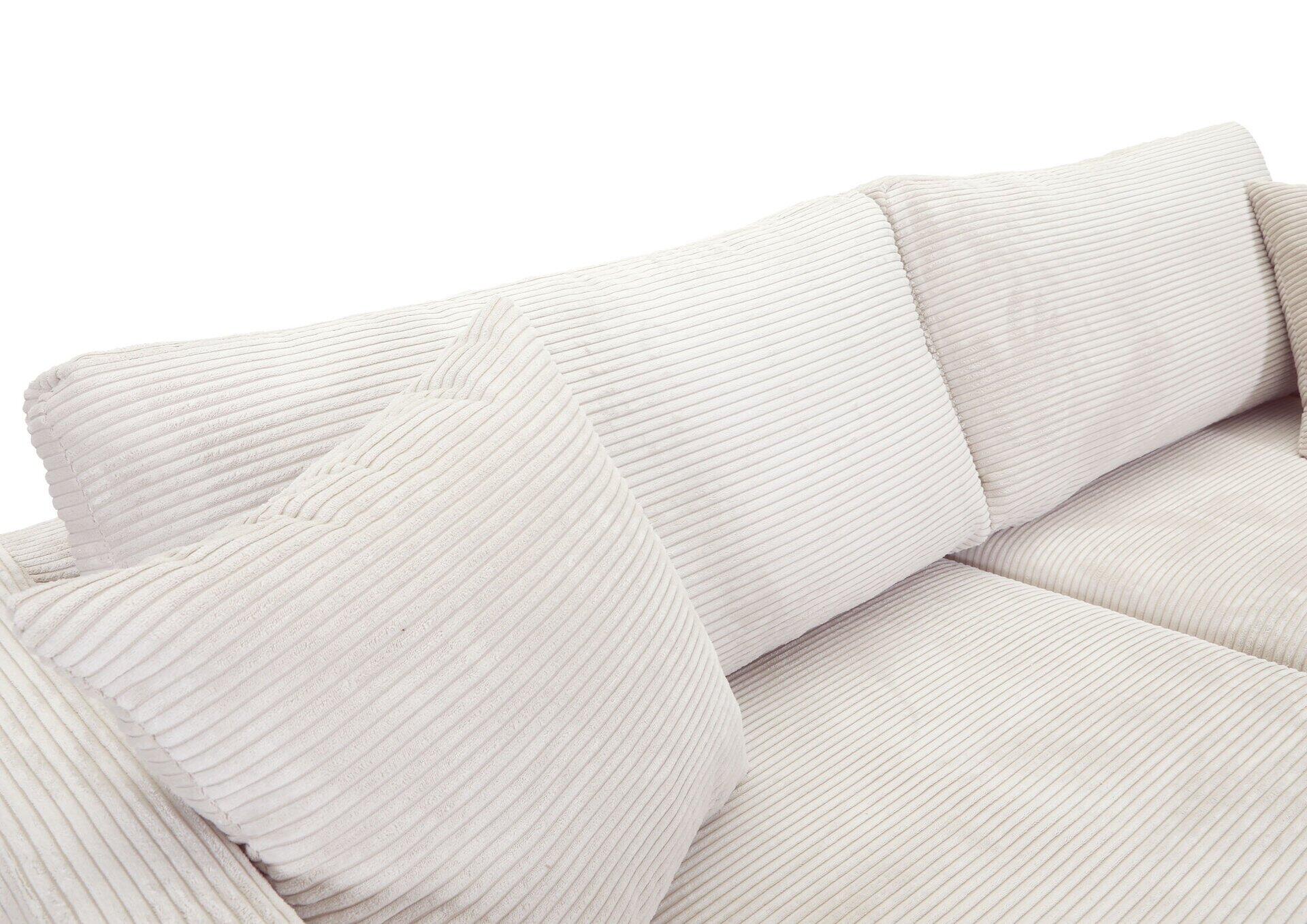 Cordsofa mit hellbeigem Bezug, detailreiche Nahaufnahme der Rückenlehne und Armlehne mit sichtbarer Cordstruktur und Kissenanordnung.