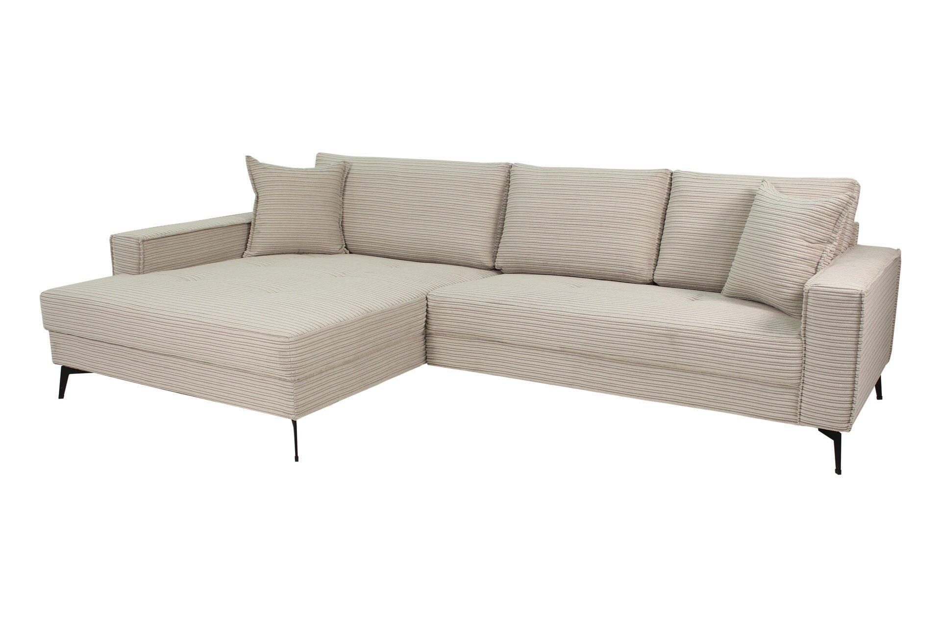 Polsterecke ZERO in hellbeige mit vertikalem Streifenmuster und Chaiselongue, dargestellt in einer Dreiperspektivenansicht mit hochgesetzten Rücken- und Seitenteilkissen.