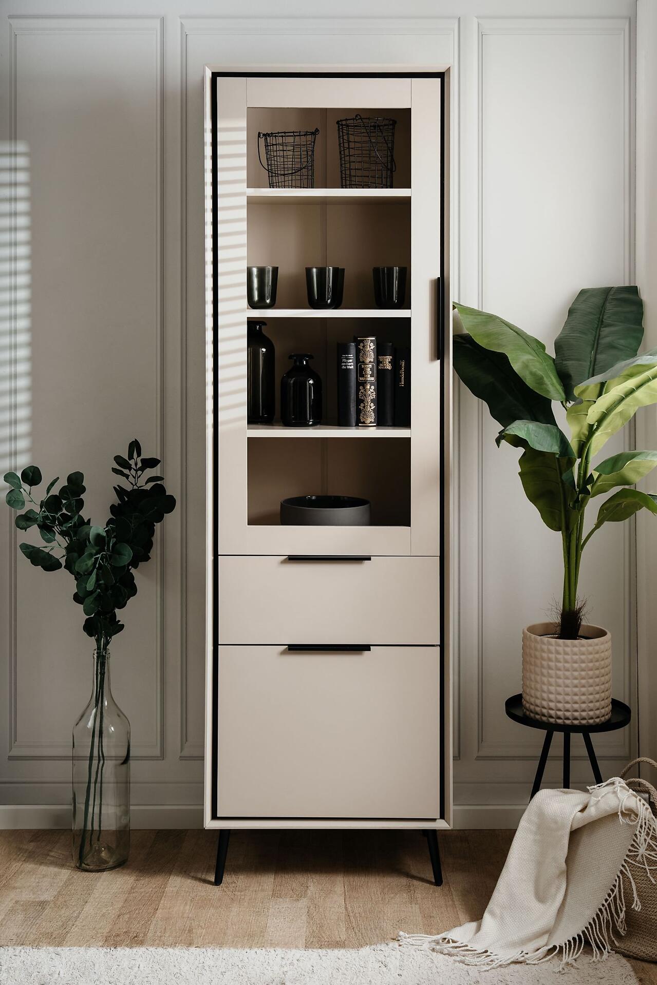Vitrine, Arona 52B