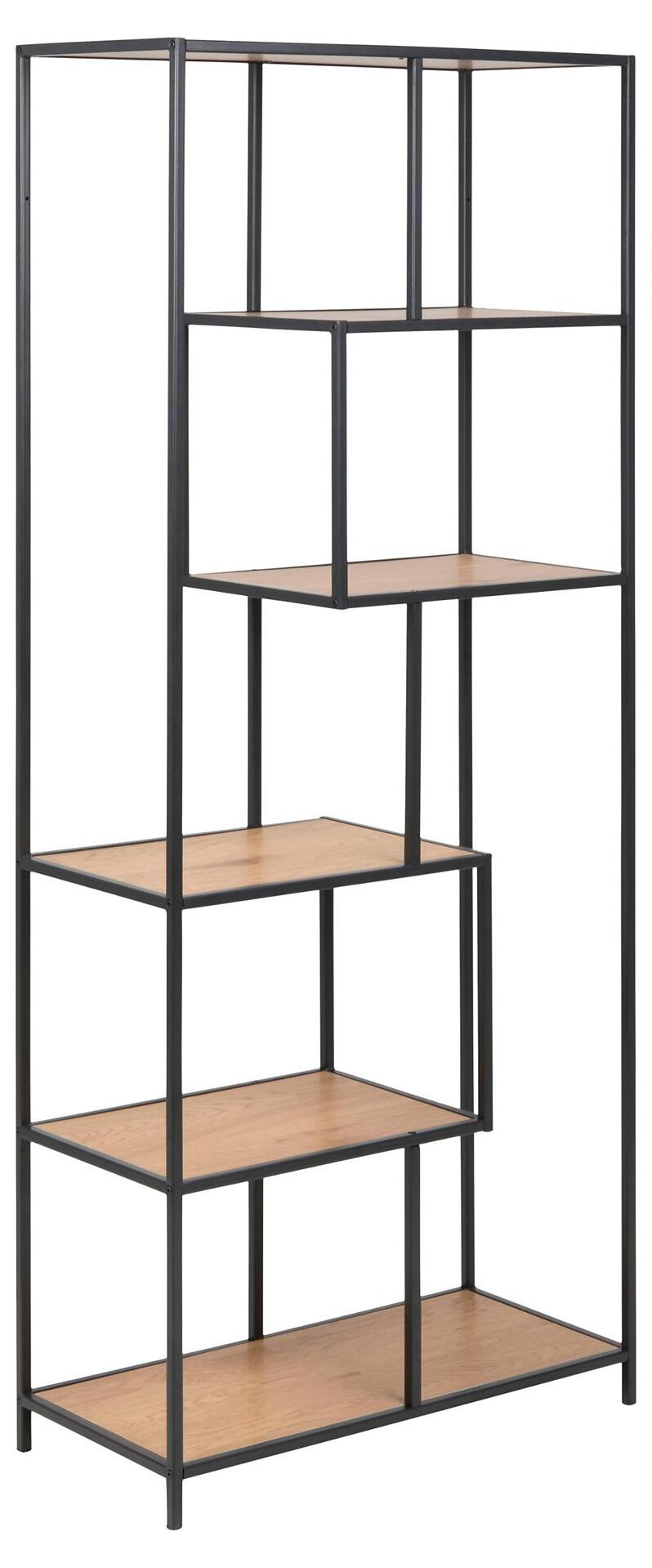 Hoher, freistehender Bücherregal Seaford mit schwarzem Metallgestell und asymmetrisch angeordneten Holz-Regalböden.