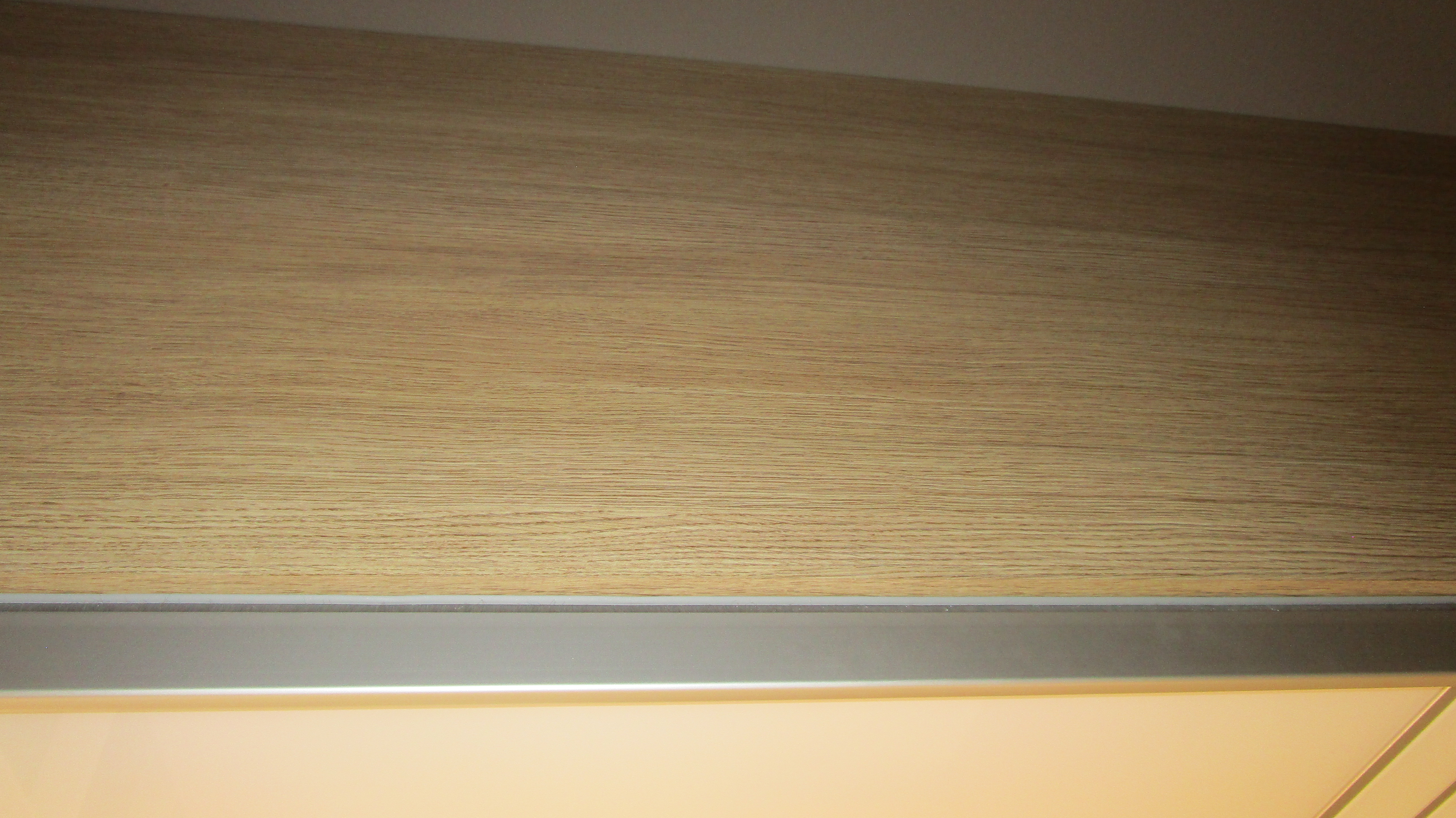 Schwebetürenschrank System One