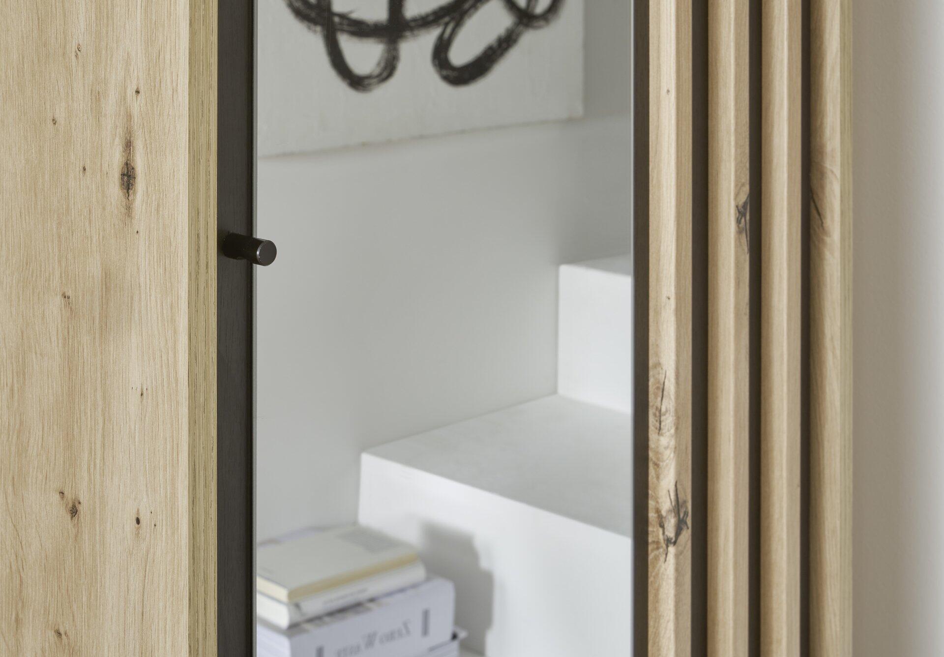 Kompaktgarderobe, Volano