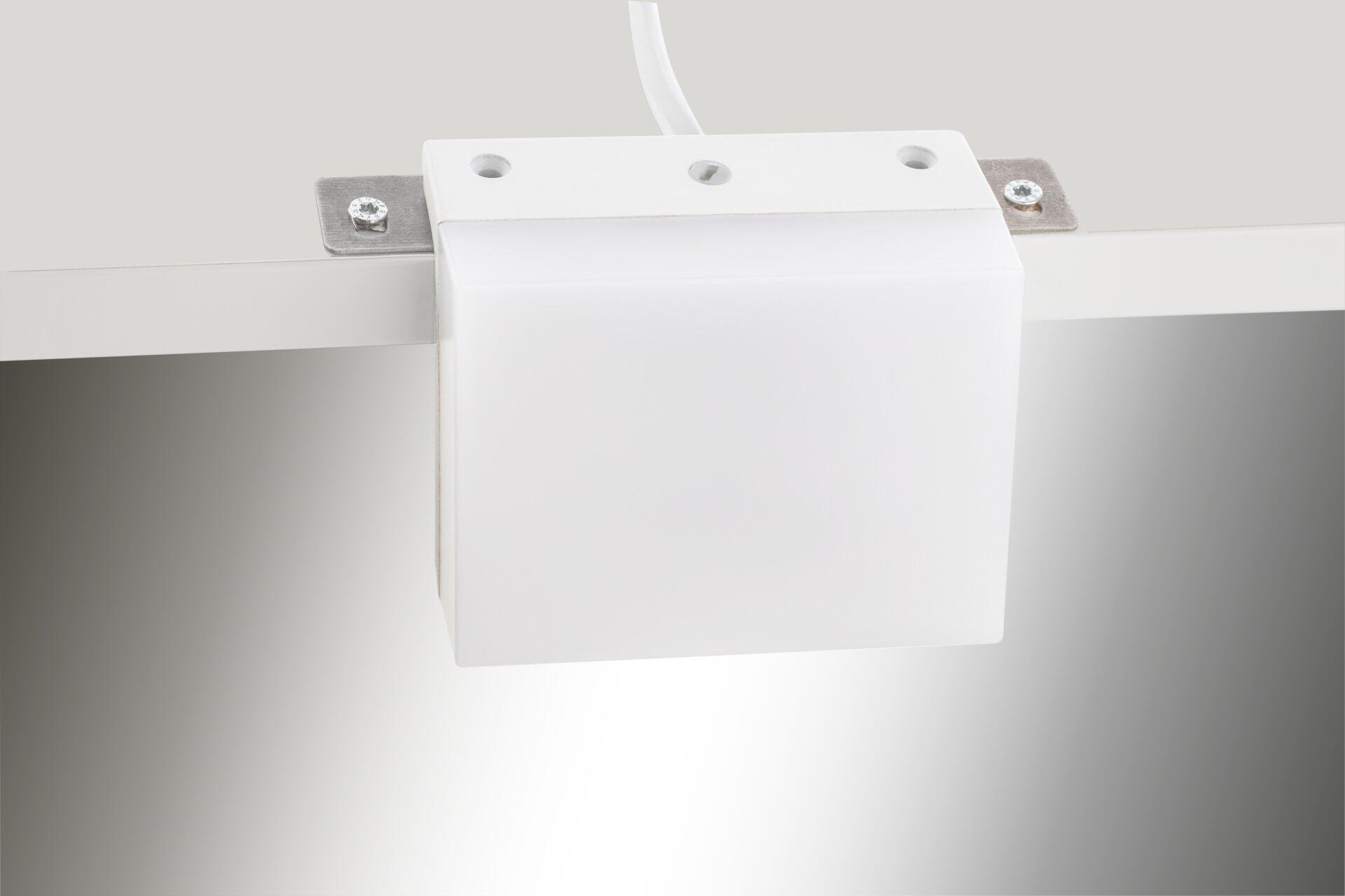 BRILONER Badezimmerleuchte: Detailaufnahme des Dämpfersystems für sanftes Schließen mit Kabel und Metallhalterung.