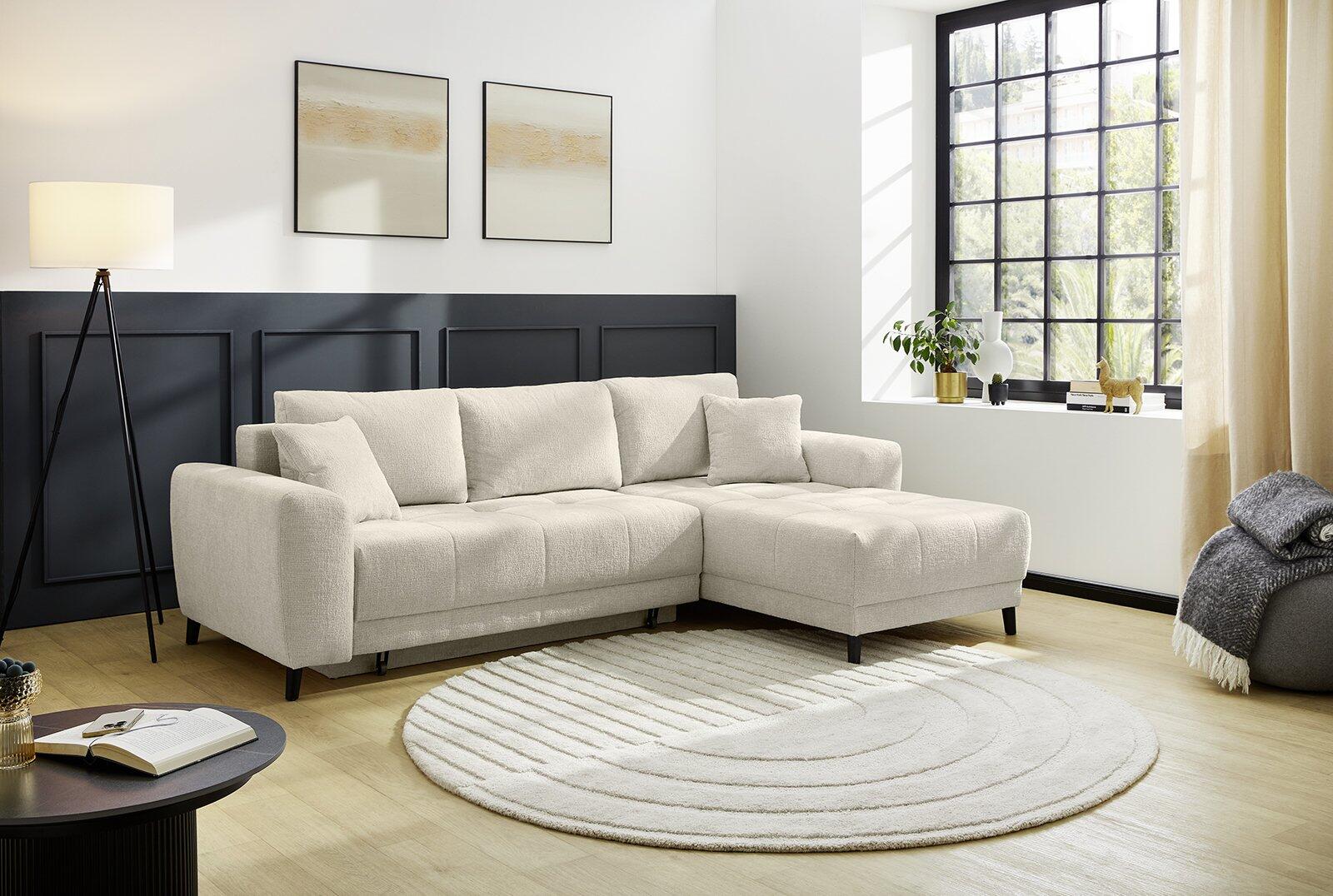 Wohnlandschaft Beverly in Beige mit abgerundeten Armlehnen und stilvollem Ambiente.