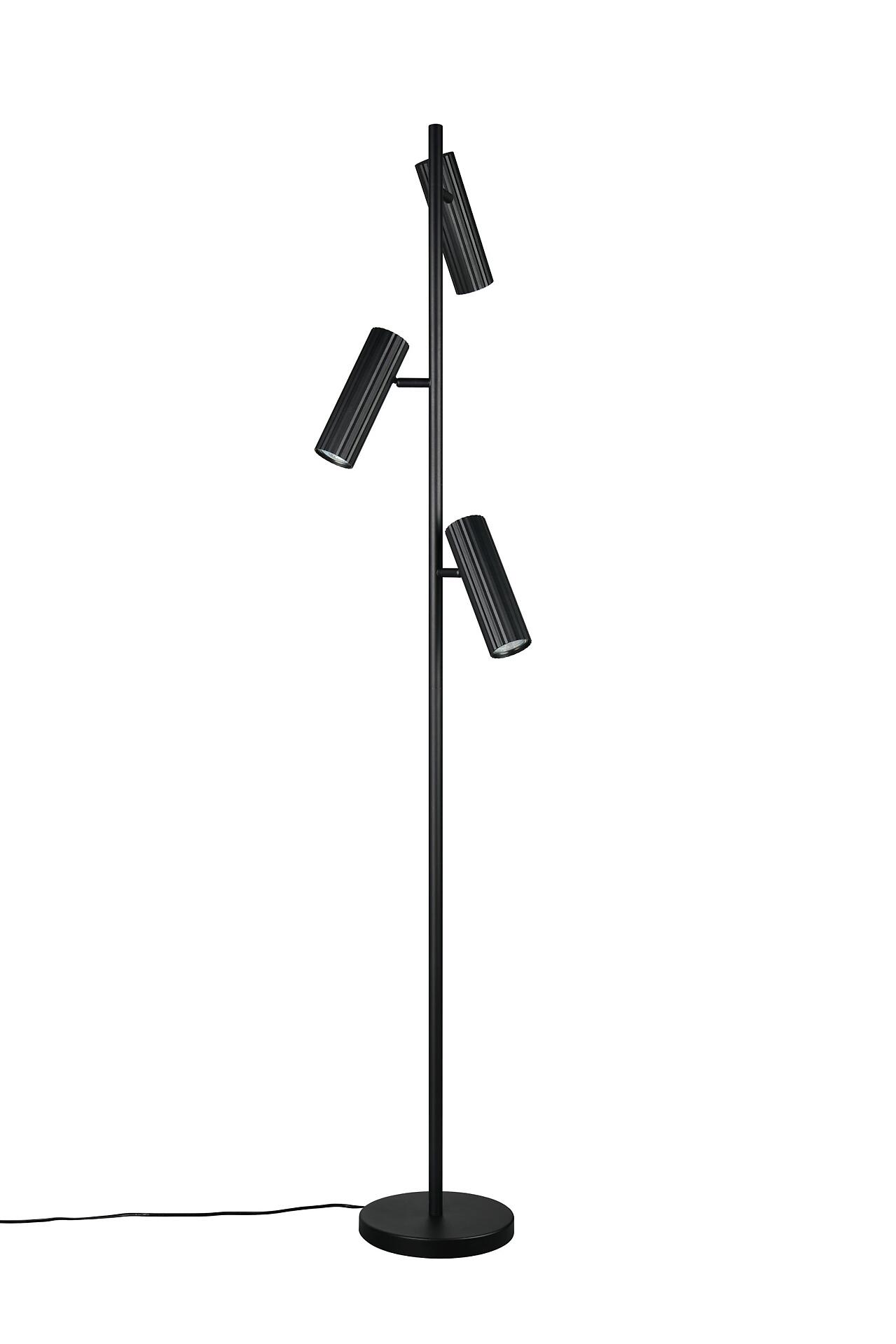 Stehleuchte Soka mit drei schwenkbaren, zylindrischen Leuchten und integriertem Kabel, frontal aufgenommen, um die Details der schwarzen Lampe zu zeigen.