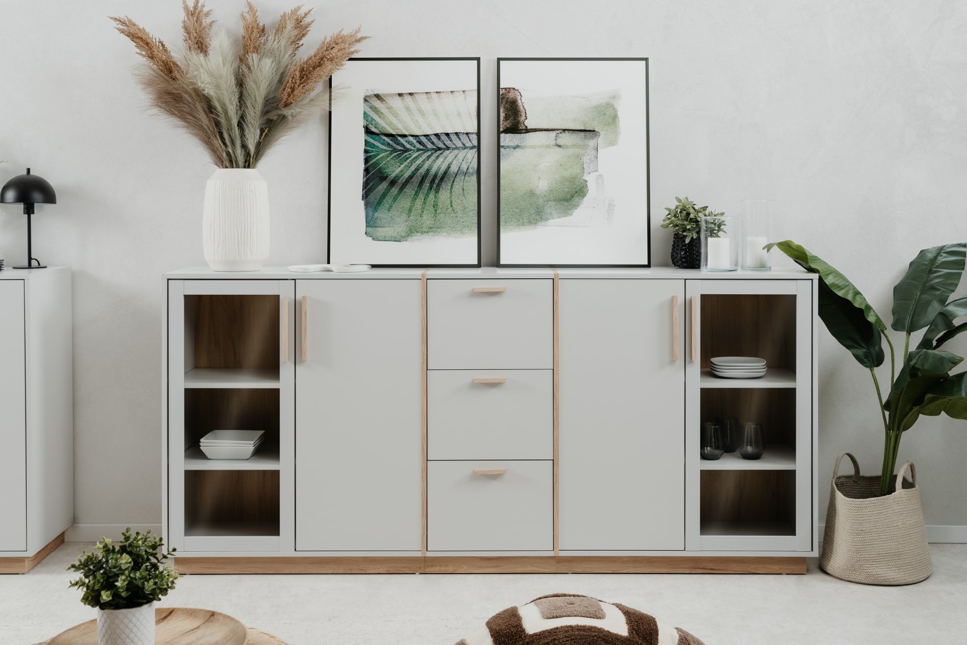 Sideboard, Split 51B