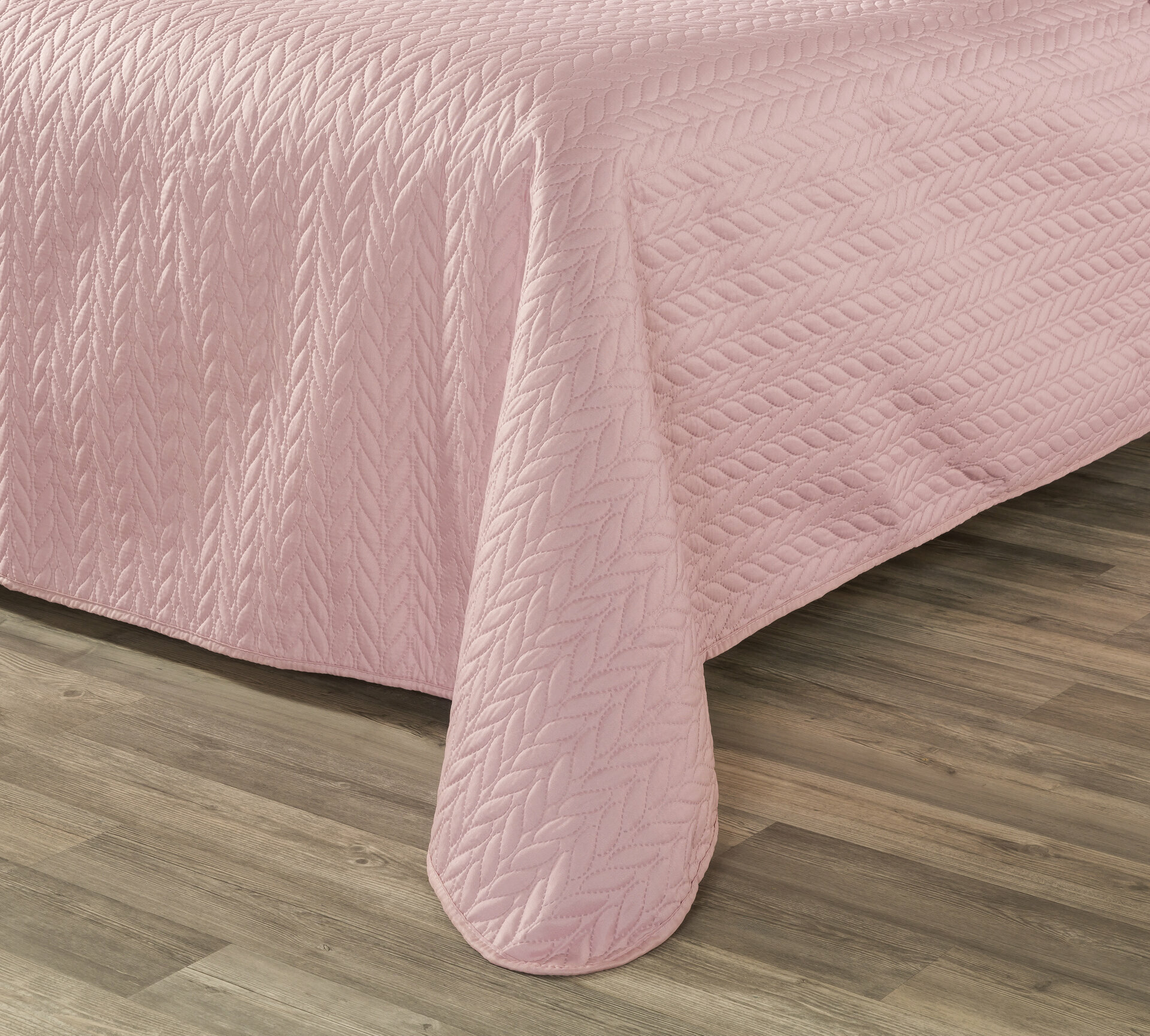 Bettüberwurf, Nancy