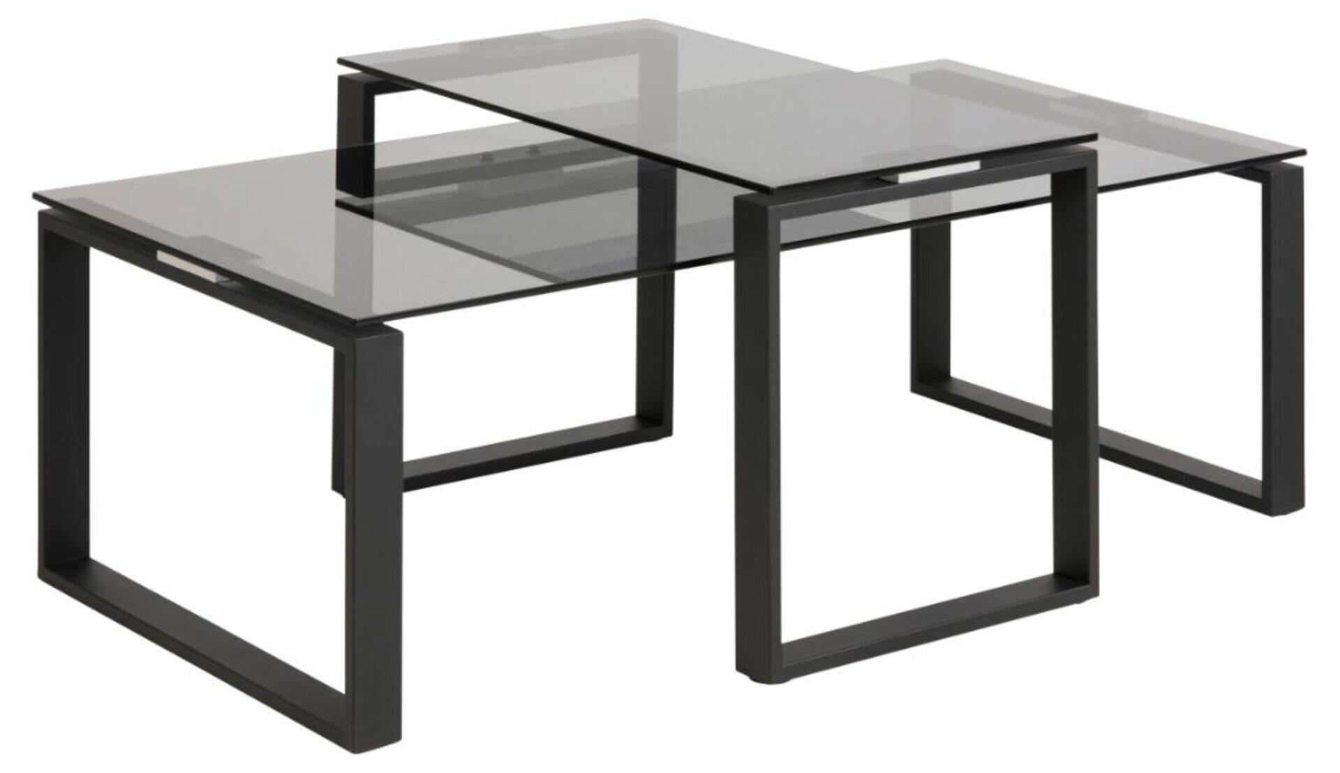 Couchtisch Katrine, Set aus zwei modernen Couchtischen mit transparenten Glasplatten und schwarzen, eckigen Metallbeinen, die nebeneinander flexibel platziert werden können.
