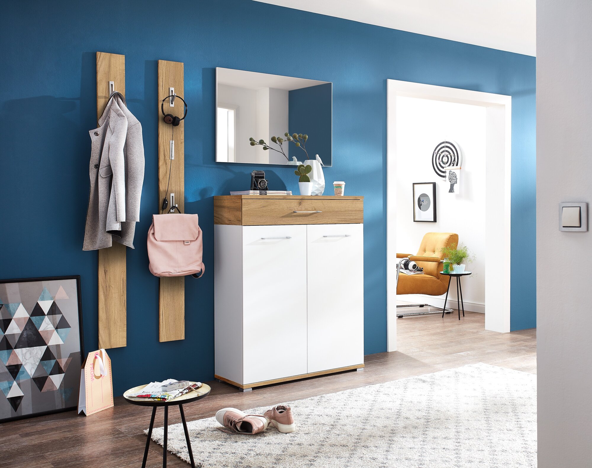 Schuhschrank, Topix
