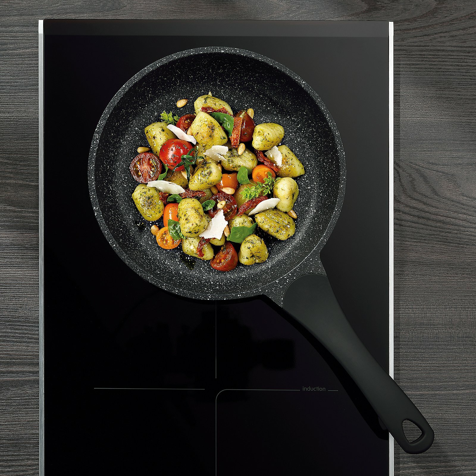 Bratpfanne, Stella Nova