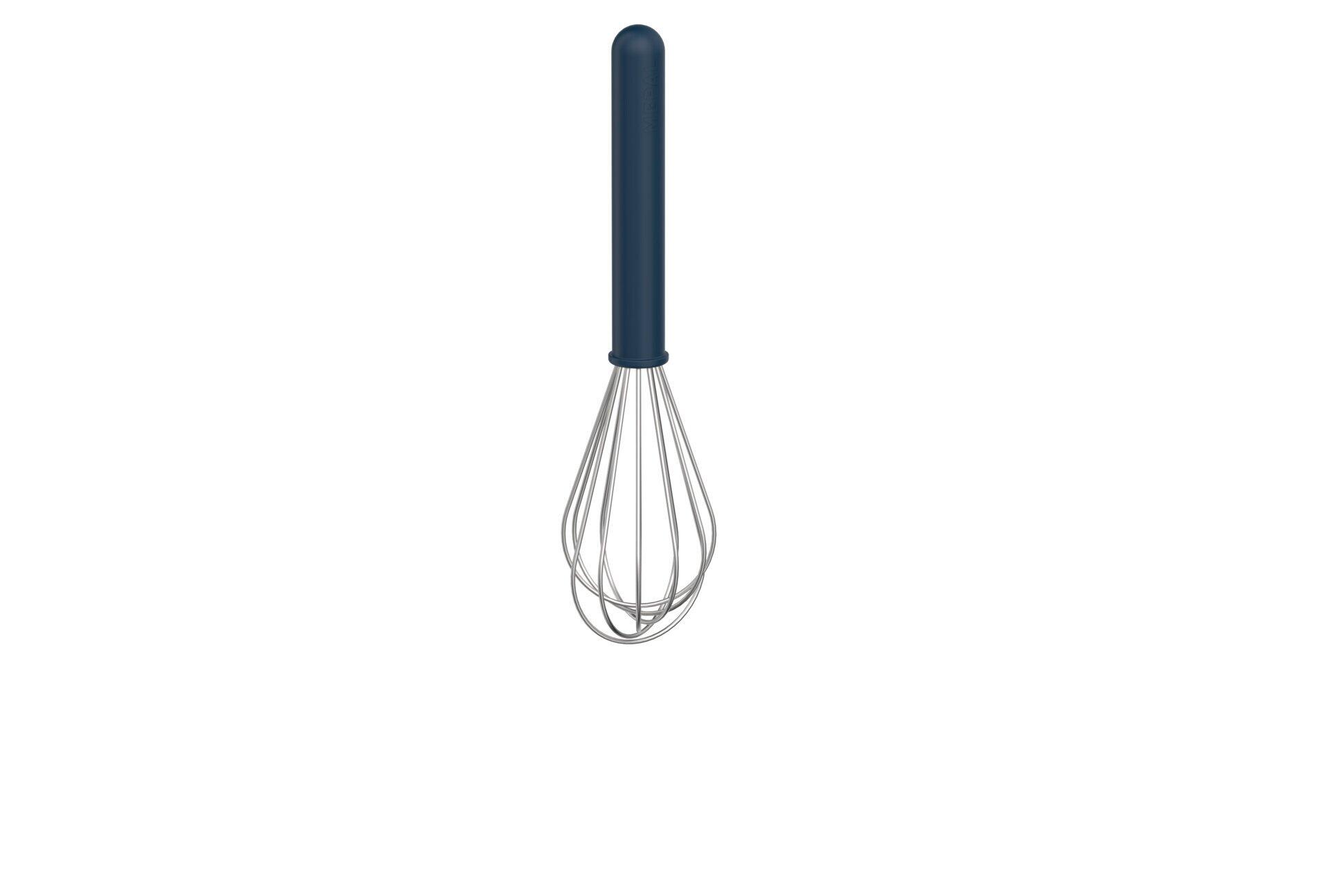 Schneebesen "Chef it" mit dunkelblauem, zylindrischem Griff und gebogenen, silberfarbenen Drähten, dargestellt in frontaler Perspektive.