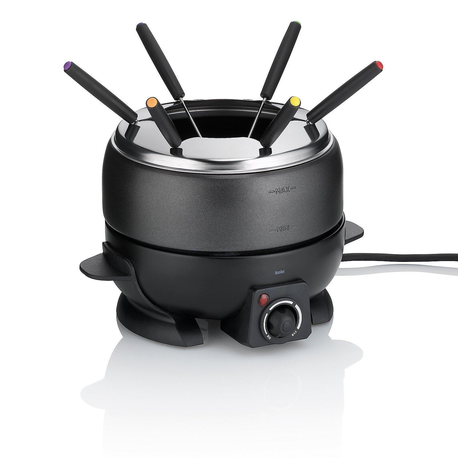 Morena Käsefonduegabeln: Detailaufnahme eines elektrischen Käsefondue-Sets mit Fondue-Topf, Spießen und Bedienelementen.