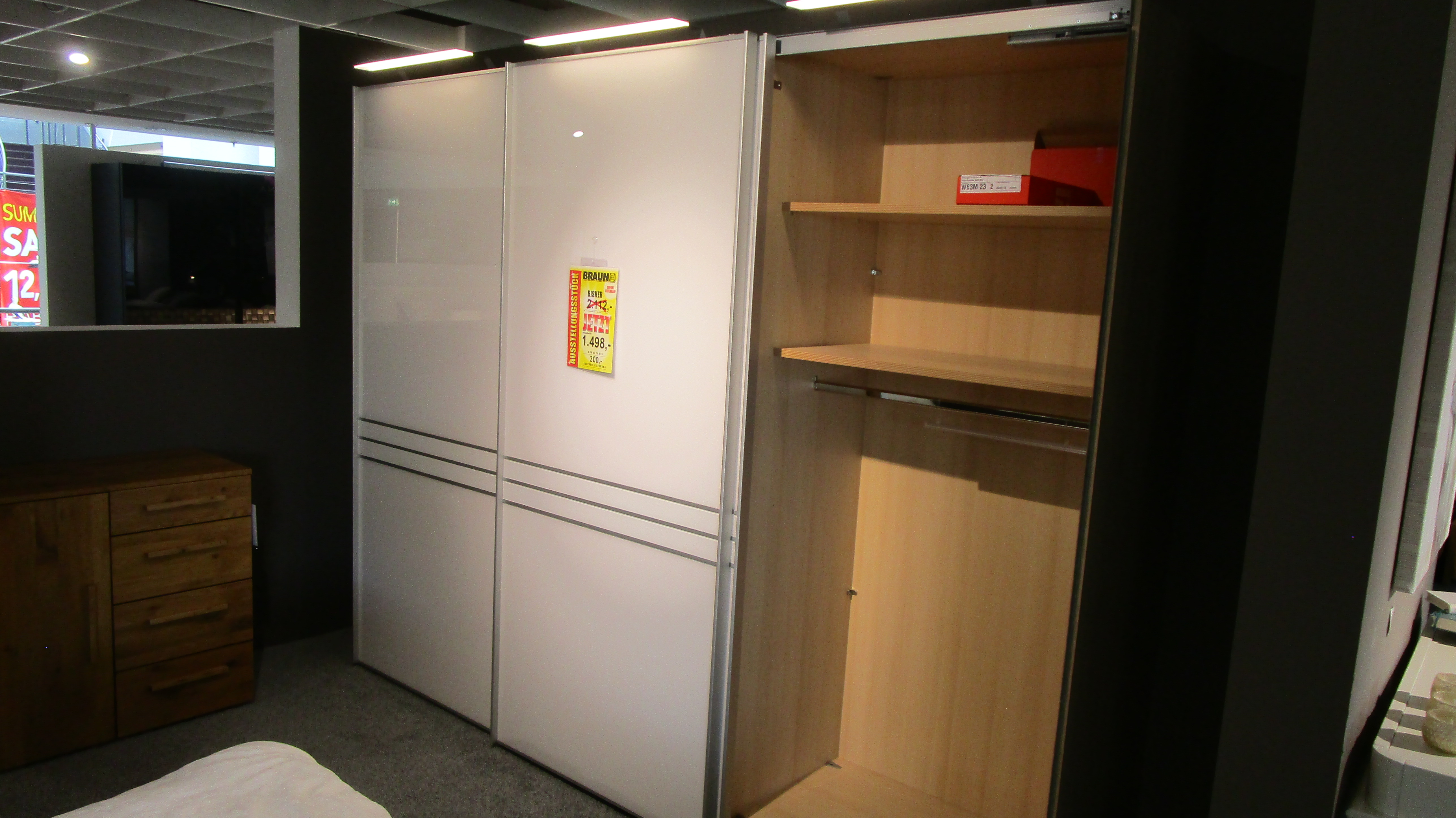 Schwebetürenschrank System One