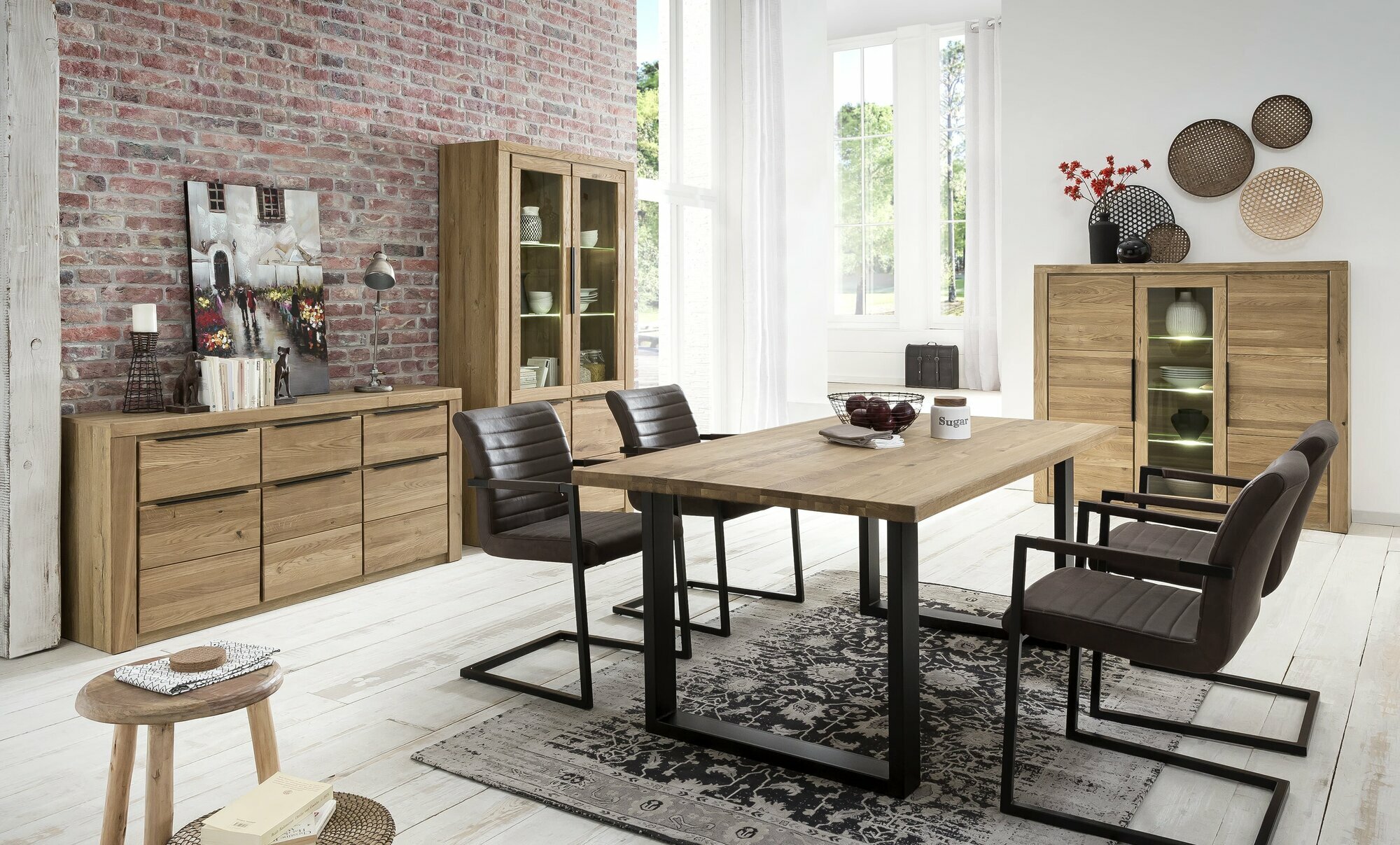 Sideboard, Greta
