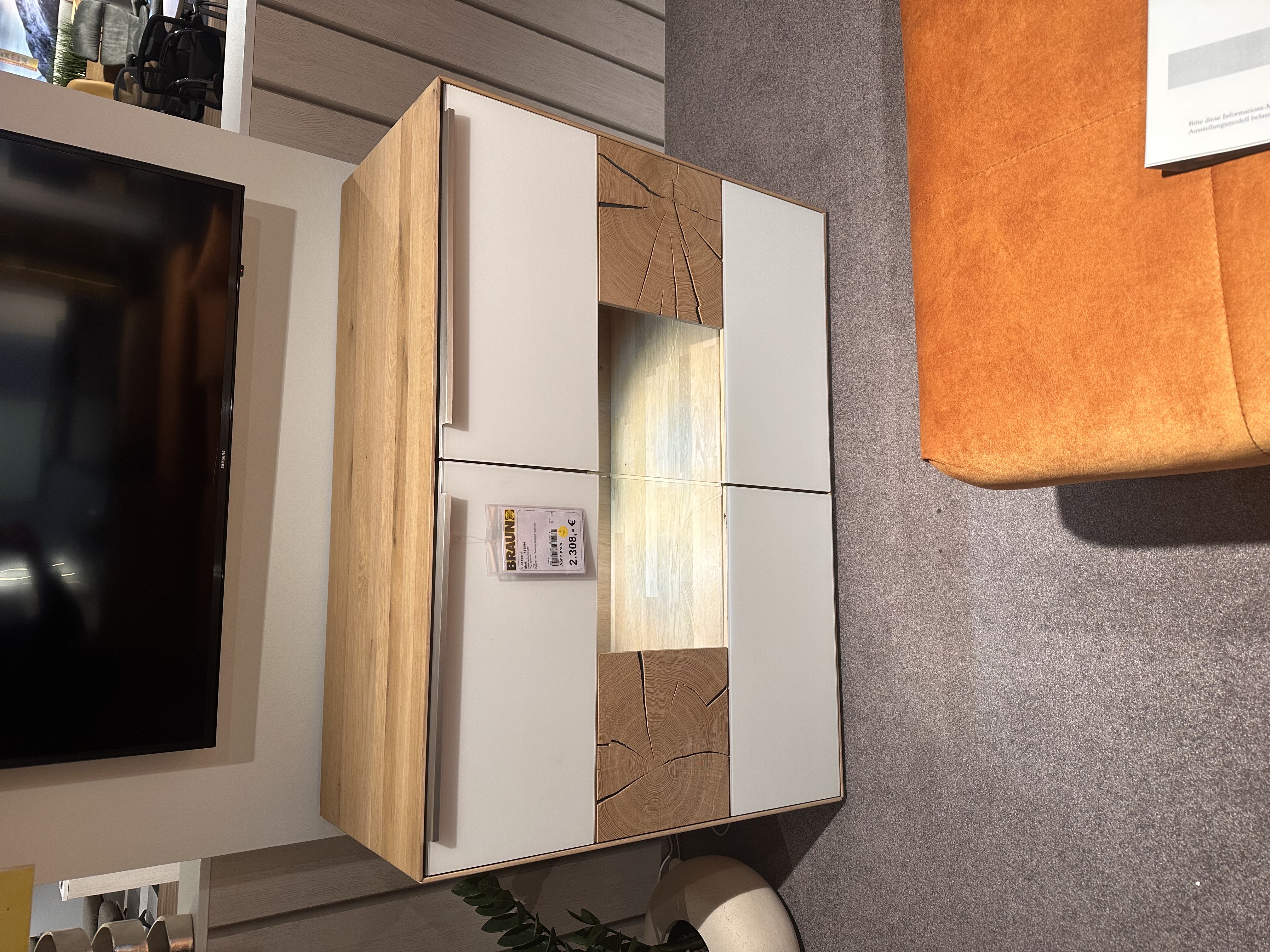 Sideboard