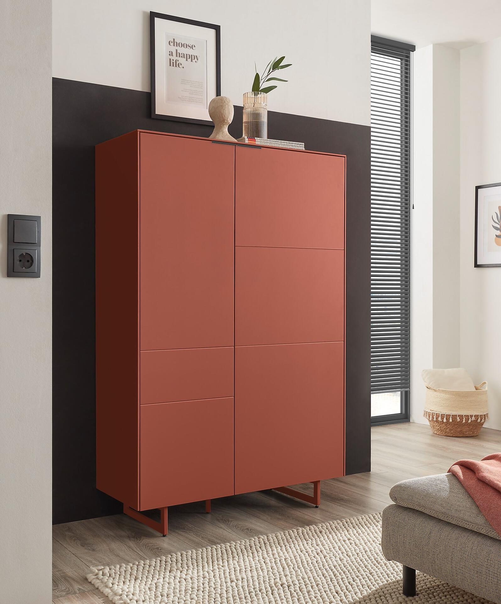 Highboard, Quoda