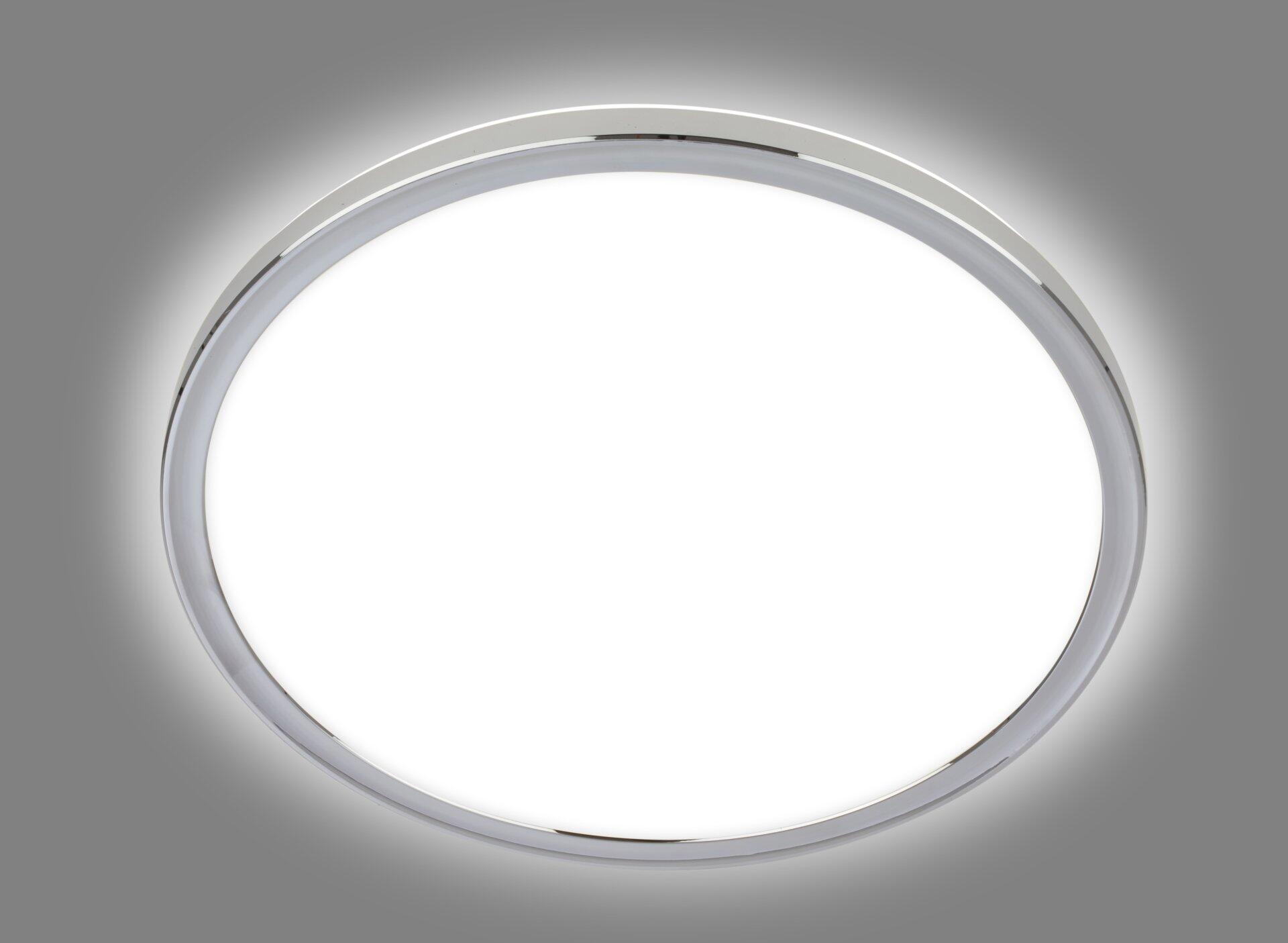 Badezimmerleuchte Pulap: Runde LED-Deckenleuchte mit silbernem Metallrand und opalweißem Diffusor für eine gleichmäßige, indirekte Beleuchtung.