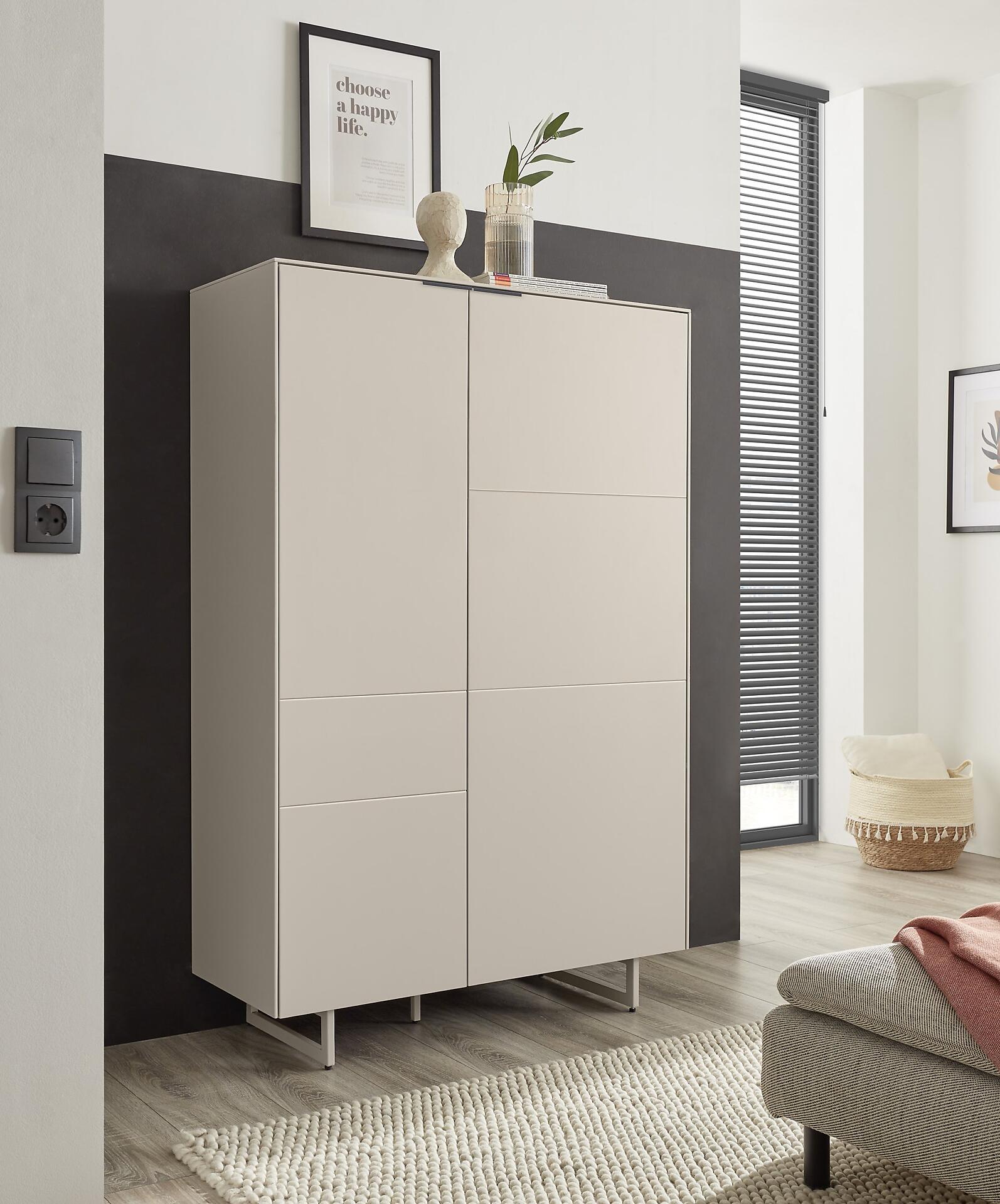 Highboard, Quoda