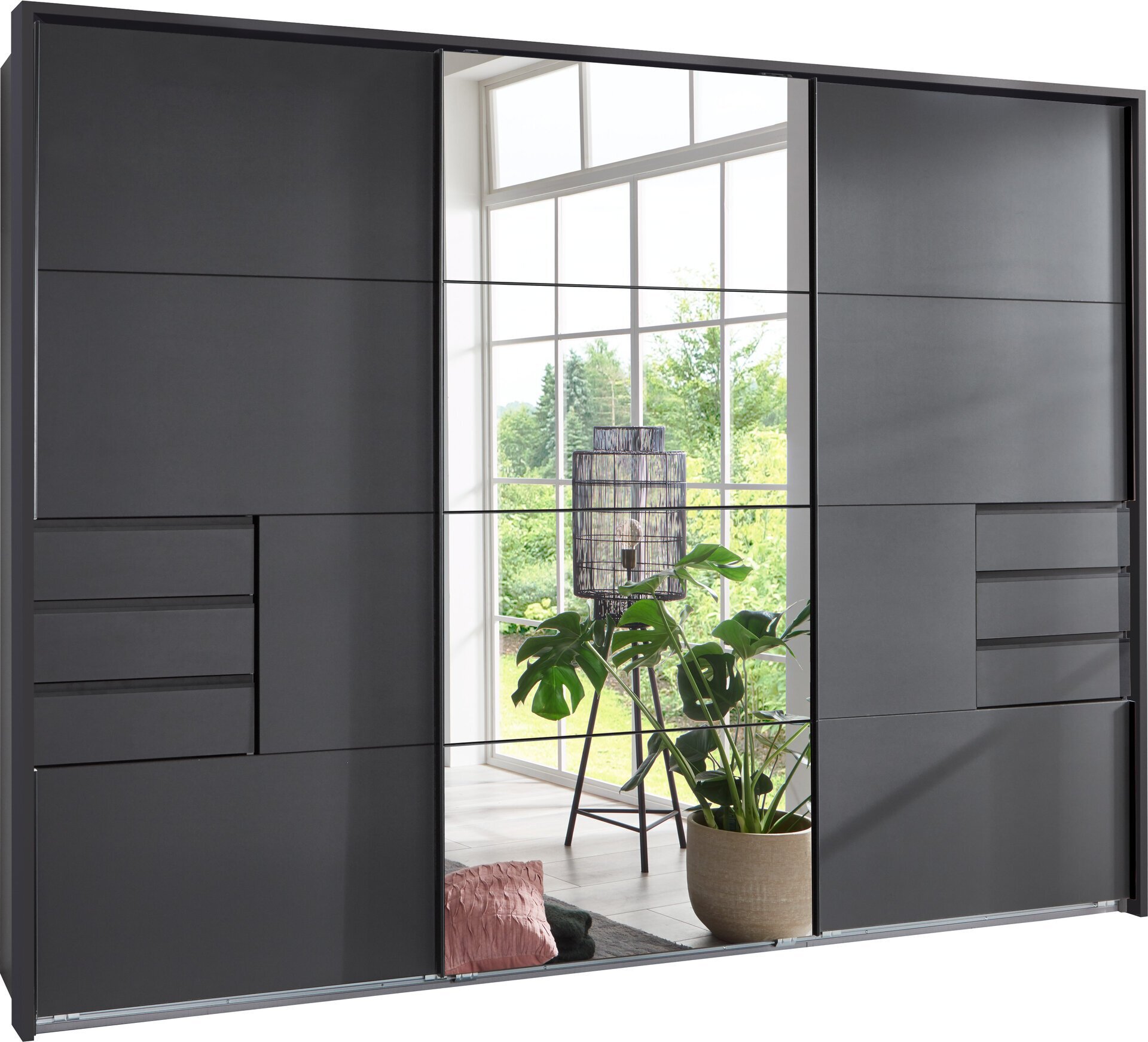 Schwebetürenschrank, Saigon