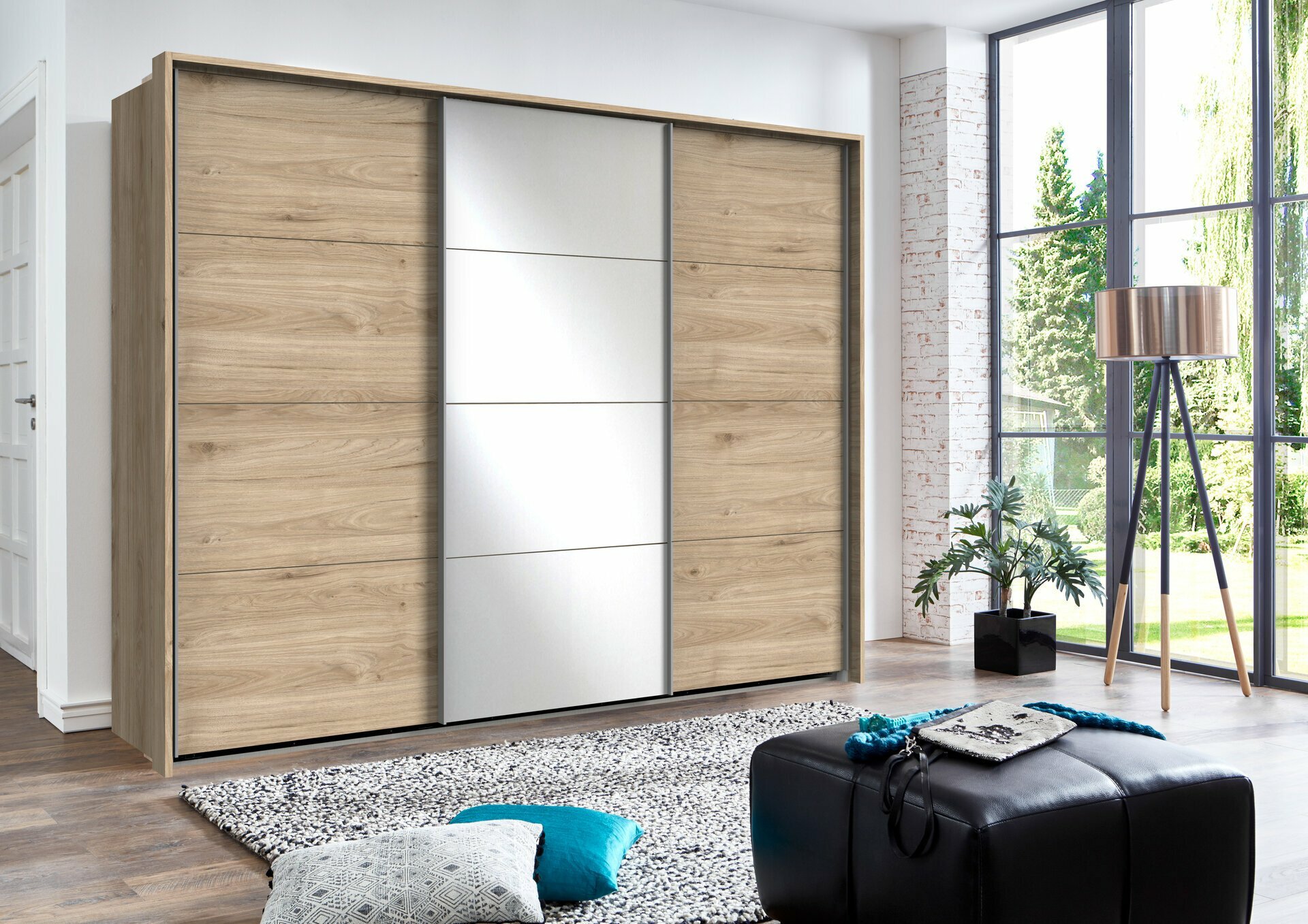 Schwebetürenschrank, Ernie
