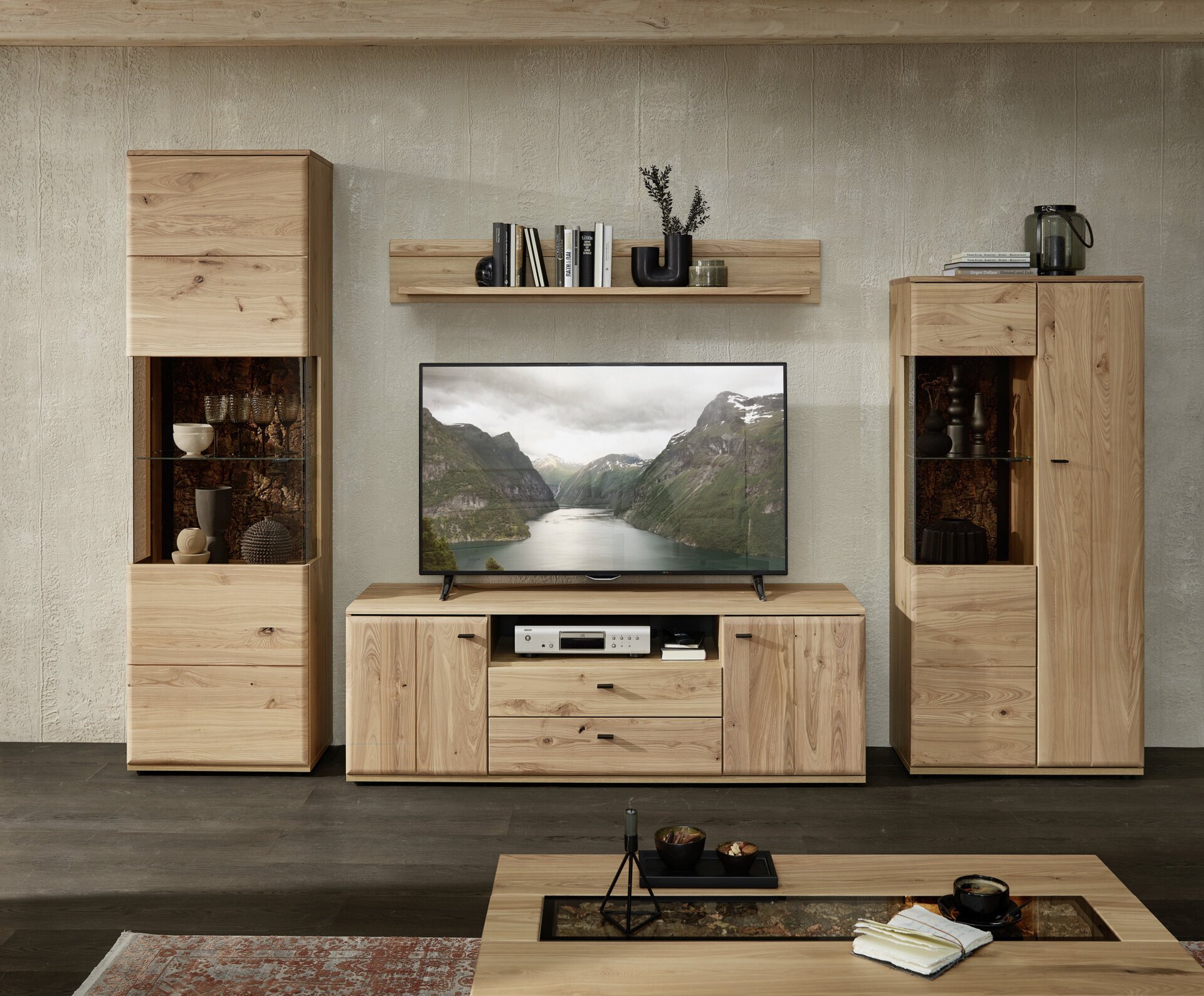 TV-/Wohnlösung, Rödemis