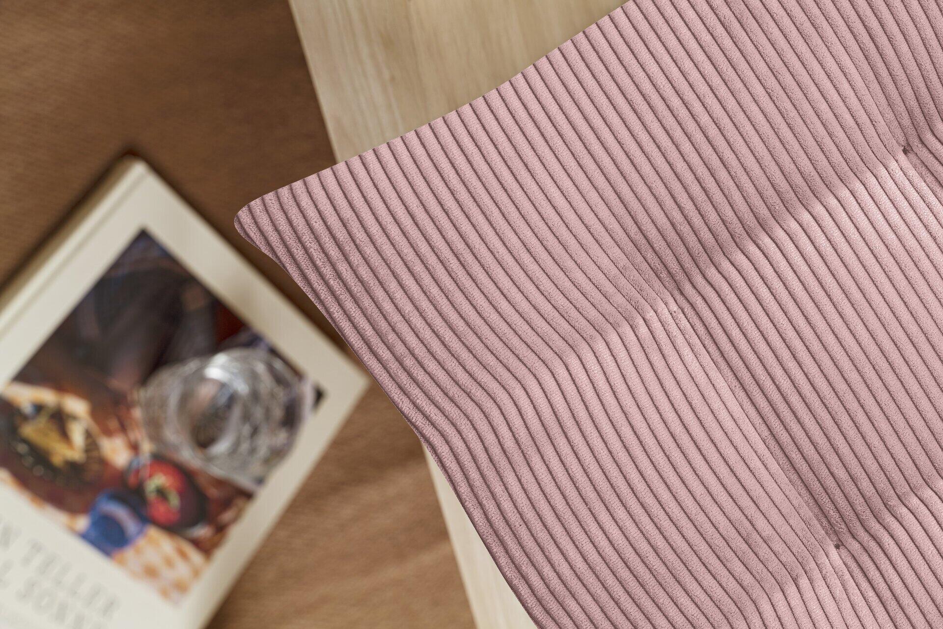 Roséfarbenes Stuhlkissen Form 55, Inga, mit samtiger Cord-Optik und vertikaler Riffelstruktur.