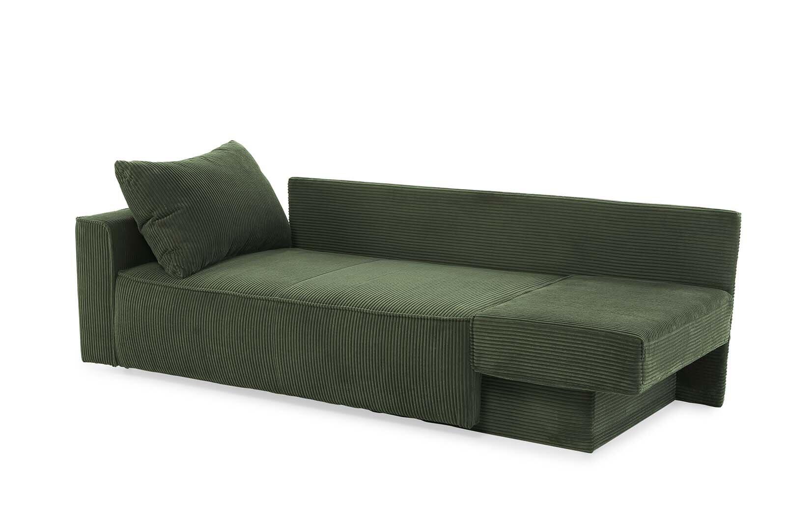 Schlafsofa Ron in dunkelgrünem Cord mit schwarzen Metallfüßen und geometrischen Kissen in einer dreiviertelperspektive.