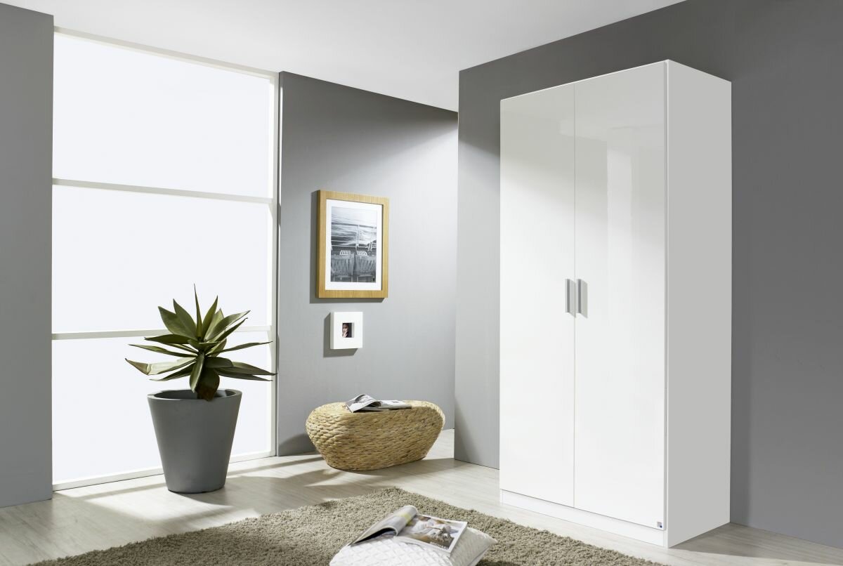 Drehtürenschrank, Celle