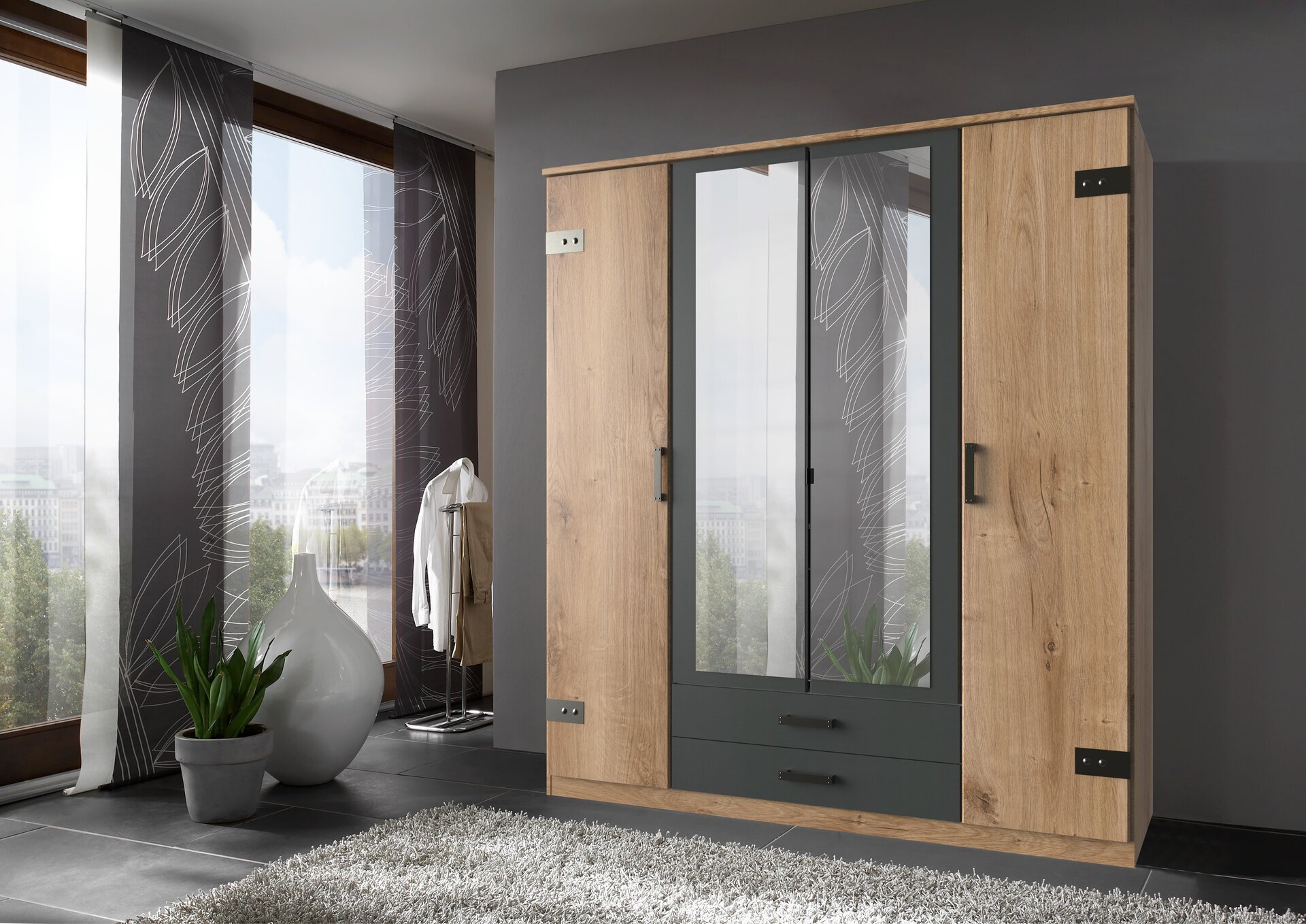 Kleiderschrank, Cork