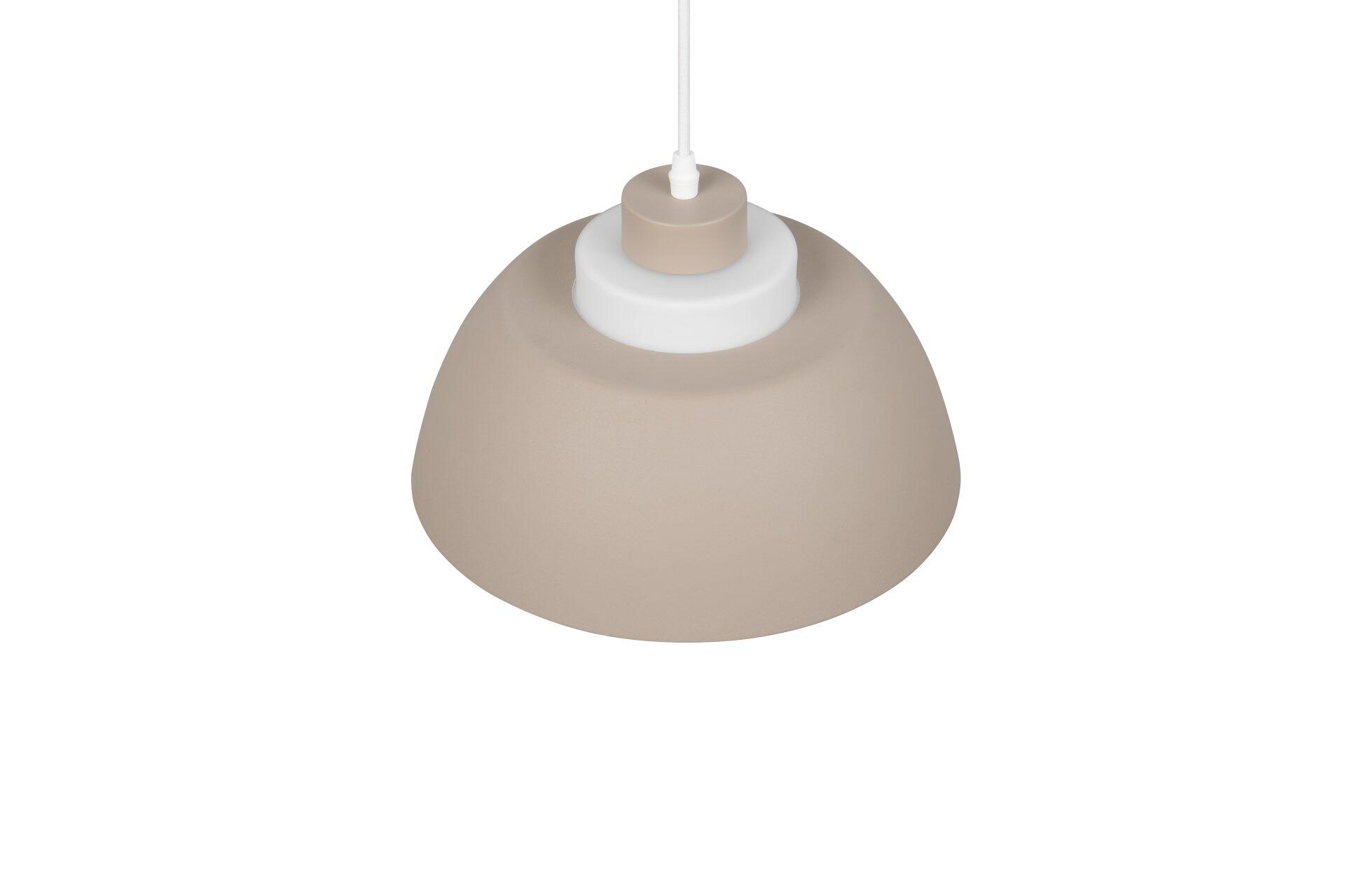 Pendelleuchte Tilos mit konischem, beige farbenem Lampenschirm und weißem Sockel, dargestellt aus leicht unterer Perspektive, die die Form und das minimalistische Design betont.