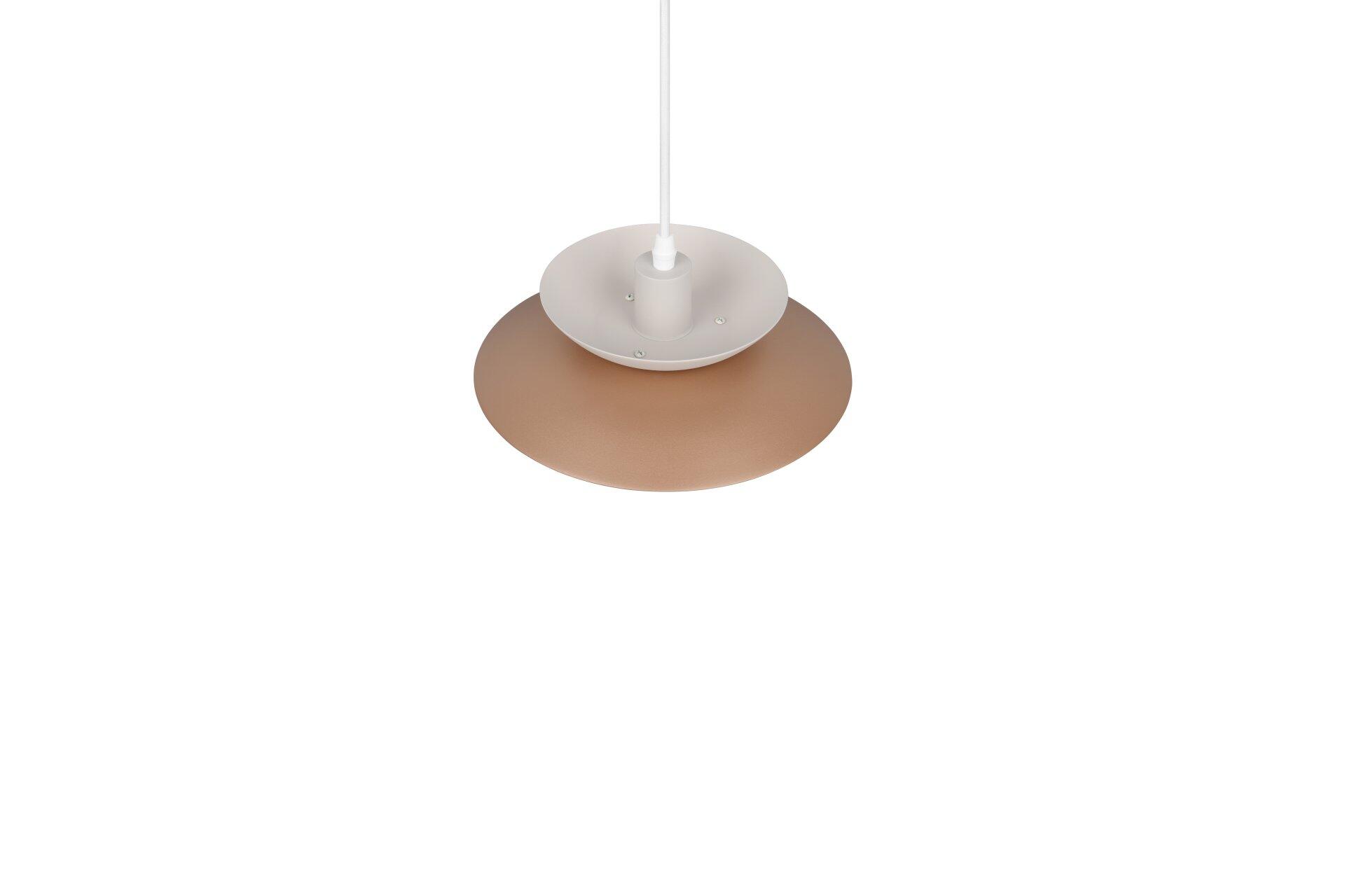 Pendelleuchte Amarila mit rundem, bräunlichem Metallsschirm und weißem Aufhängeelement mit Löchern zur Befestigung, dargestellt in einer Frontalperspektive.
