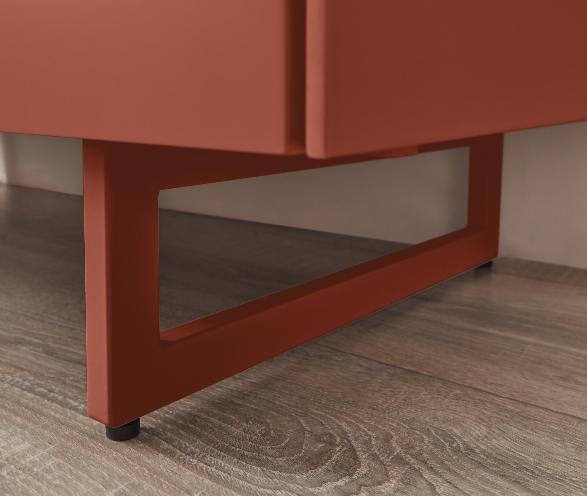 Highboard, Quoda