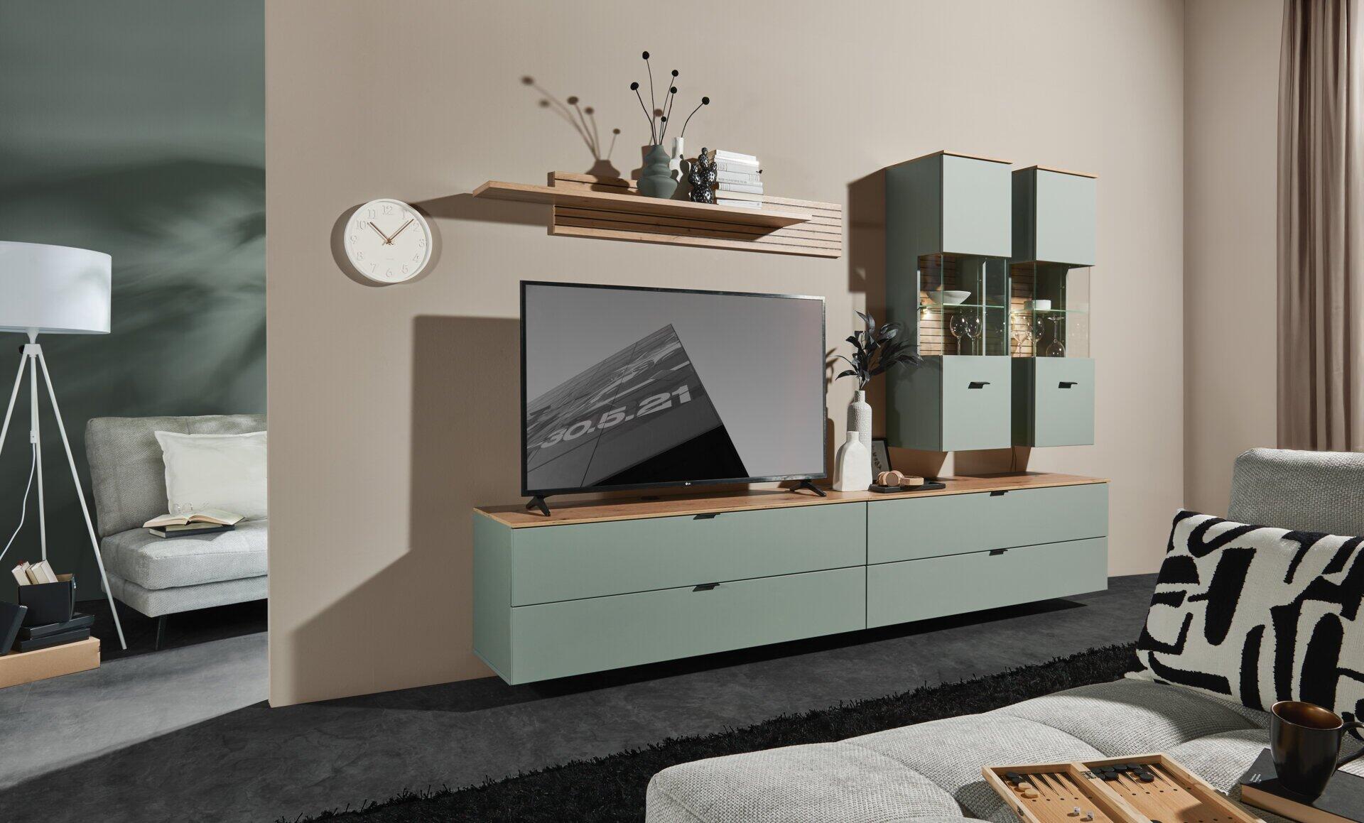 TV-/Wohnlösung, Ina