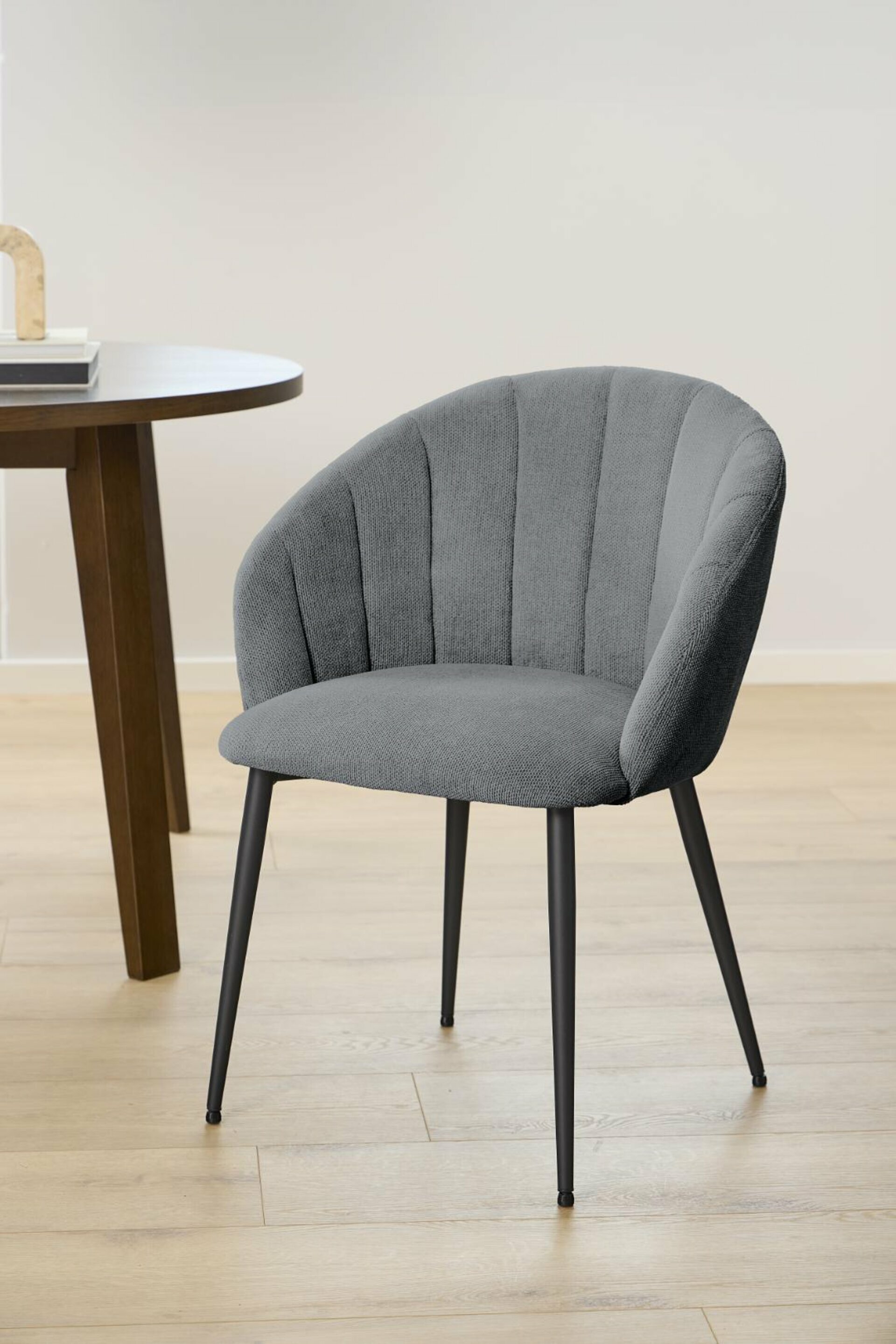 Armlehnstuhl, Daniella