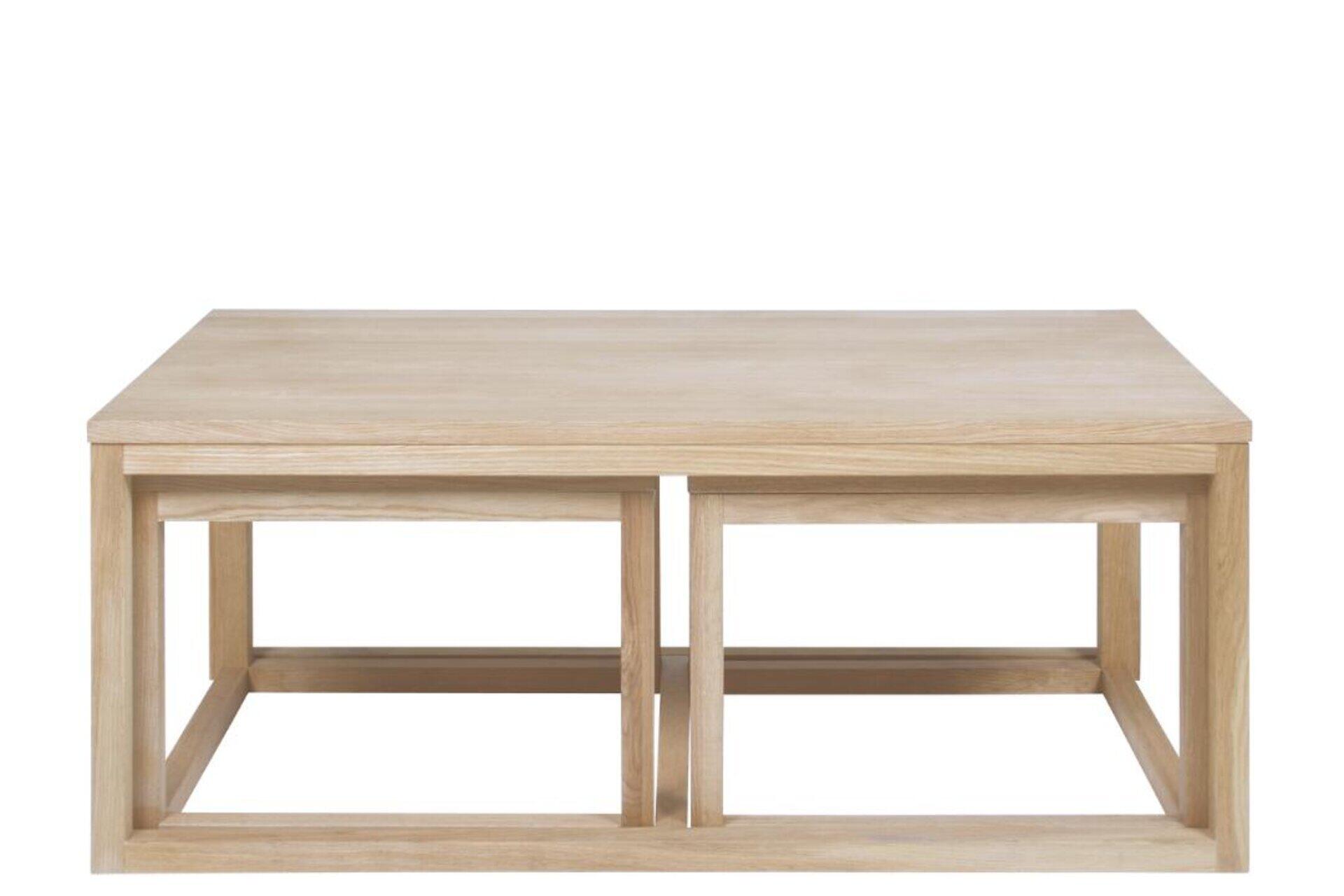 Couchtisch Cornus: Dreiteiliger Couchtisch mit rechteckiger Form, hellem Holzdesign und offenem Stauraumfach unter der Tischplatte.