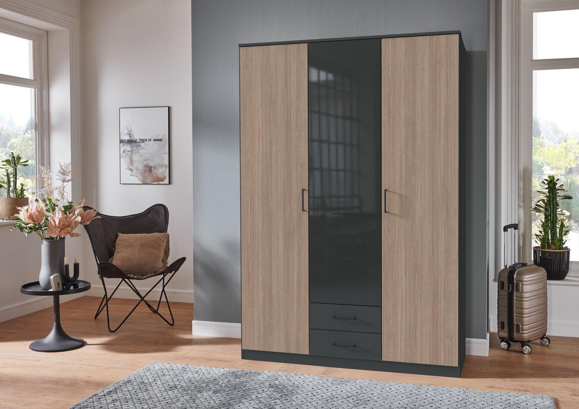 Drehtürenschrank, Fulda