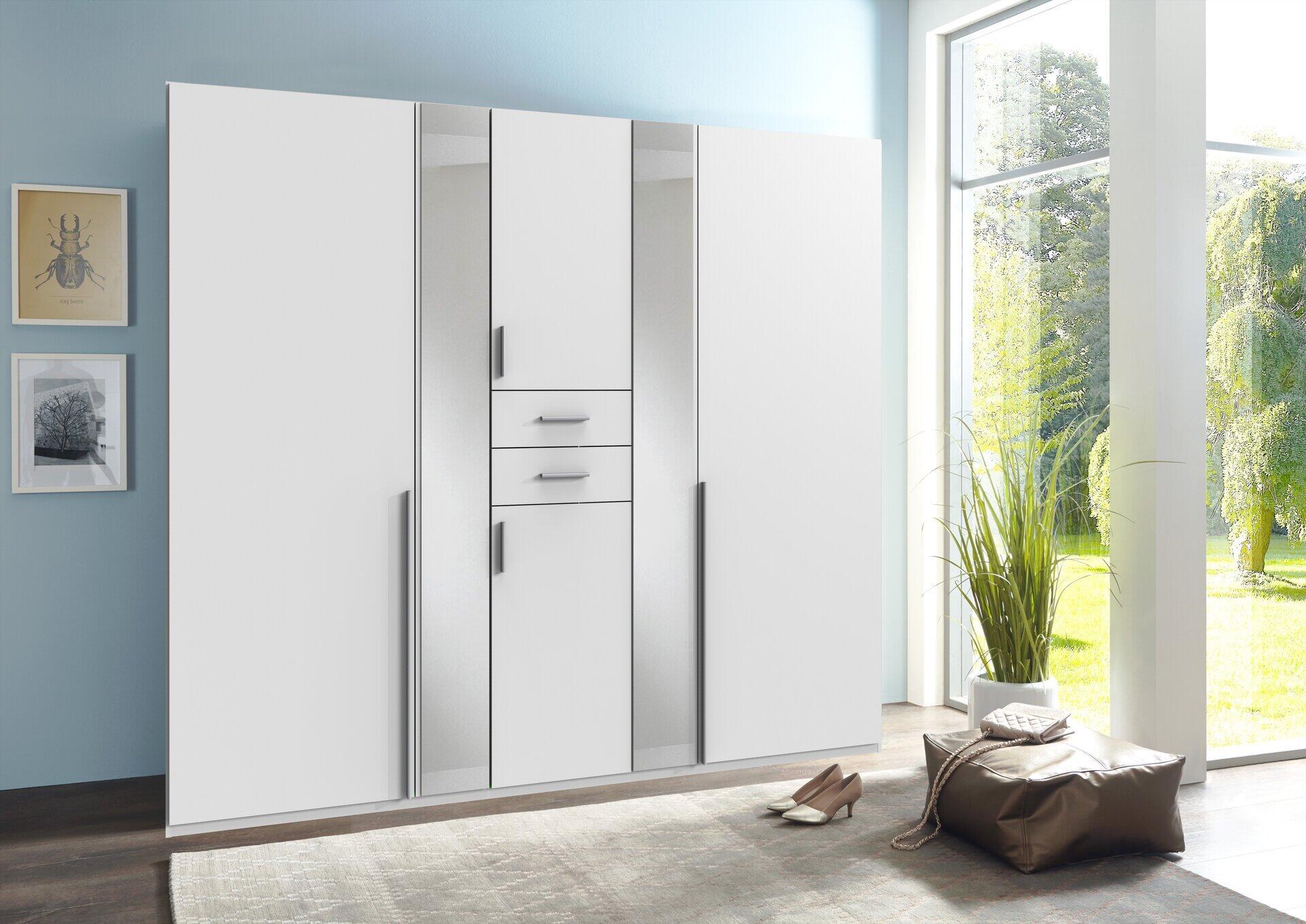 Kleiderschrank, Vanea