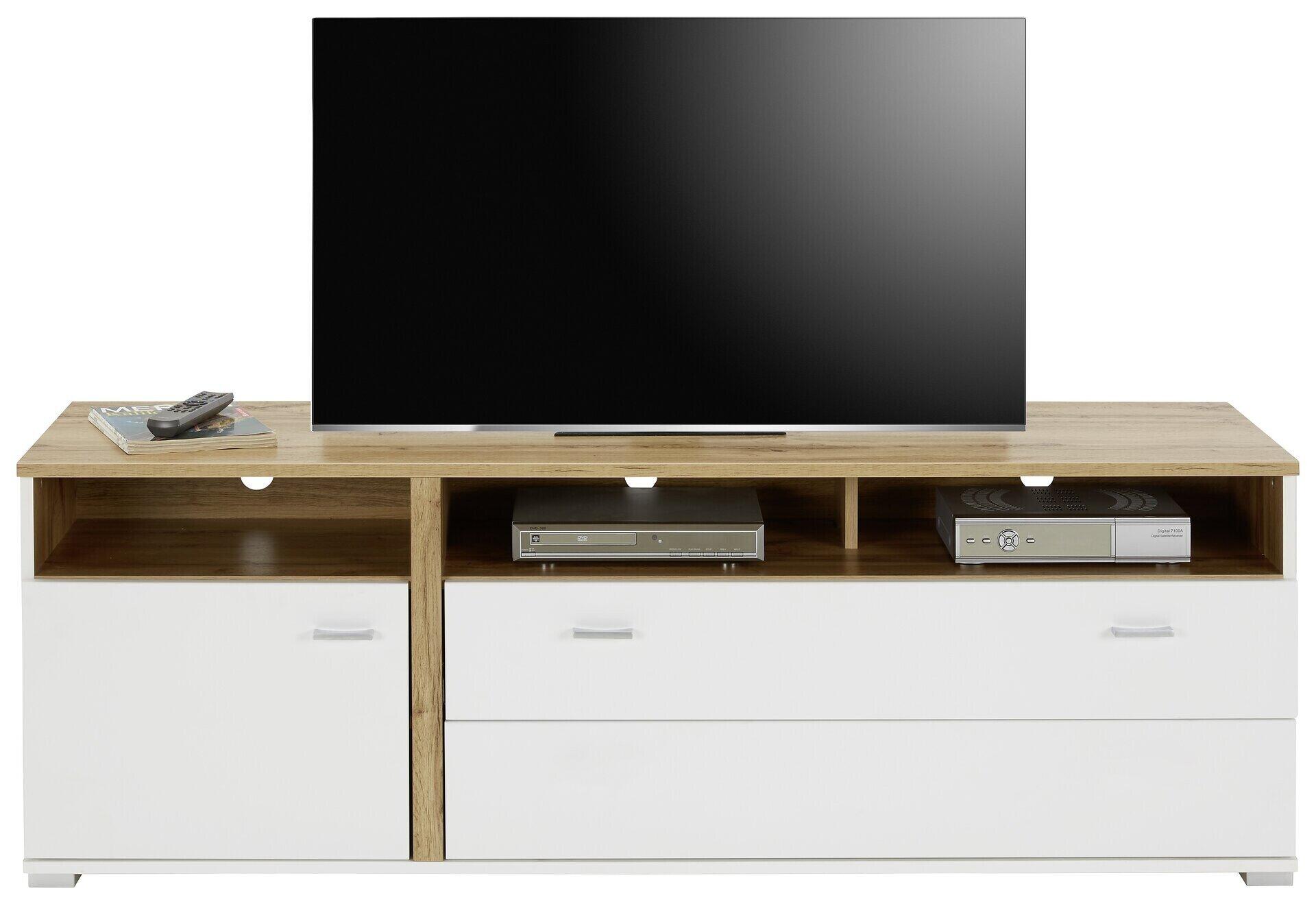 TV-Lowboard Alamo mit weißen Hochglanzfronten, silberfarbenen Griffen, einer Holztür links, Schubladen in der Mitte und einem offenen Fach mit abgekanteter Rückwand rechts, inklusive indirekter Beleuchtung.